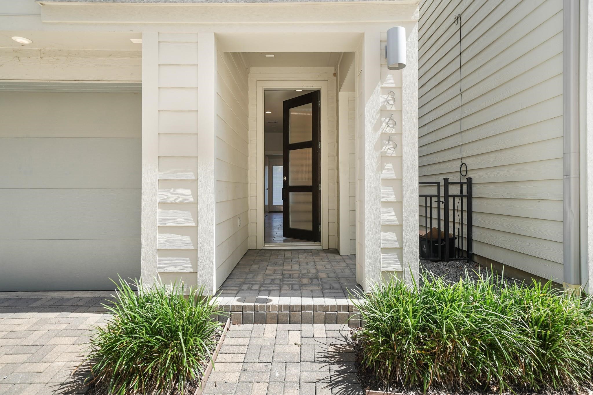 365 Eado Park Circle Property Photo 2