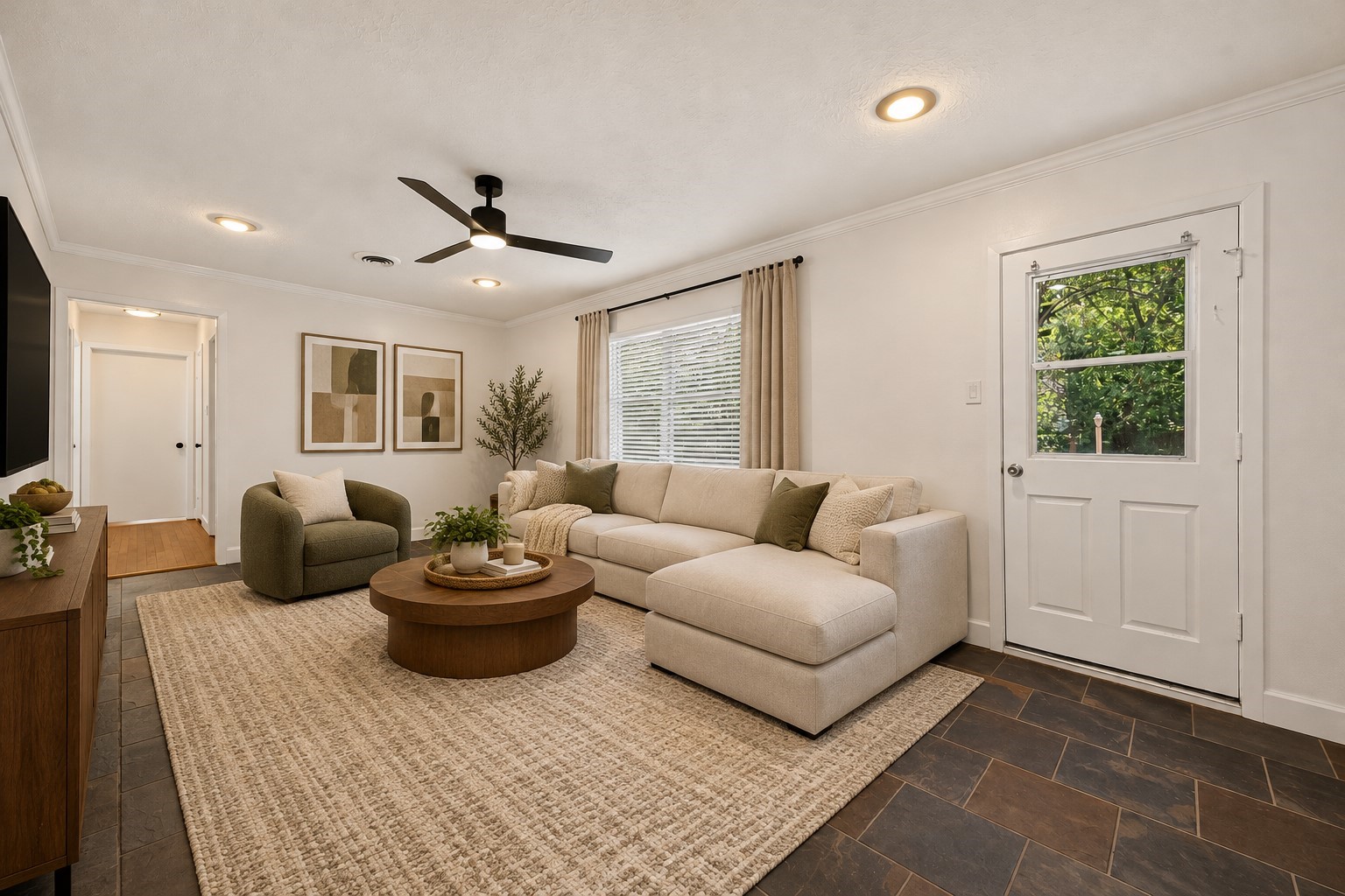 15613 Shanghai Street Property Photo 11