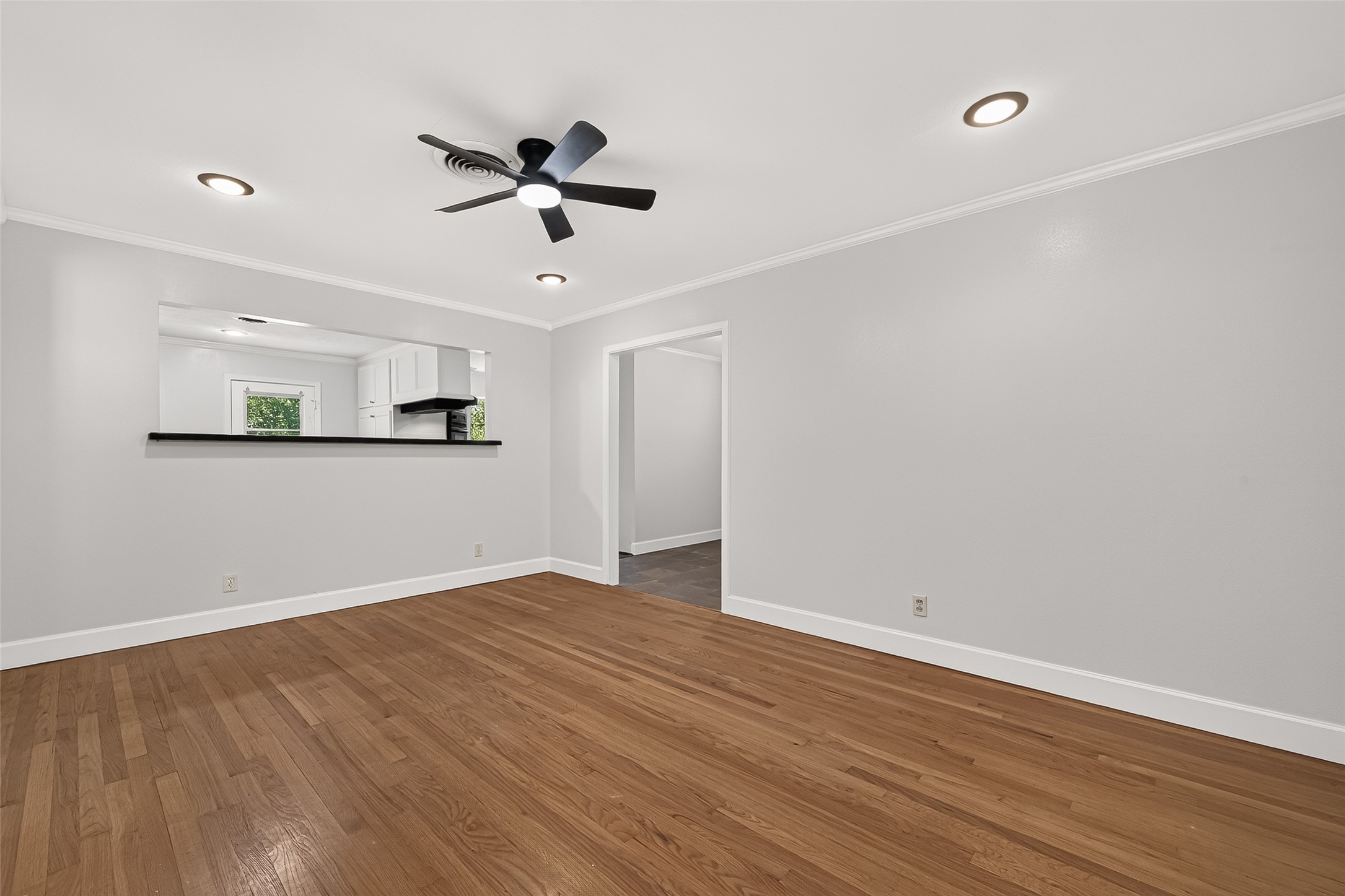15613 Shanghai Street Property Photo 15