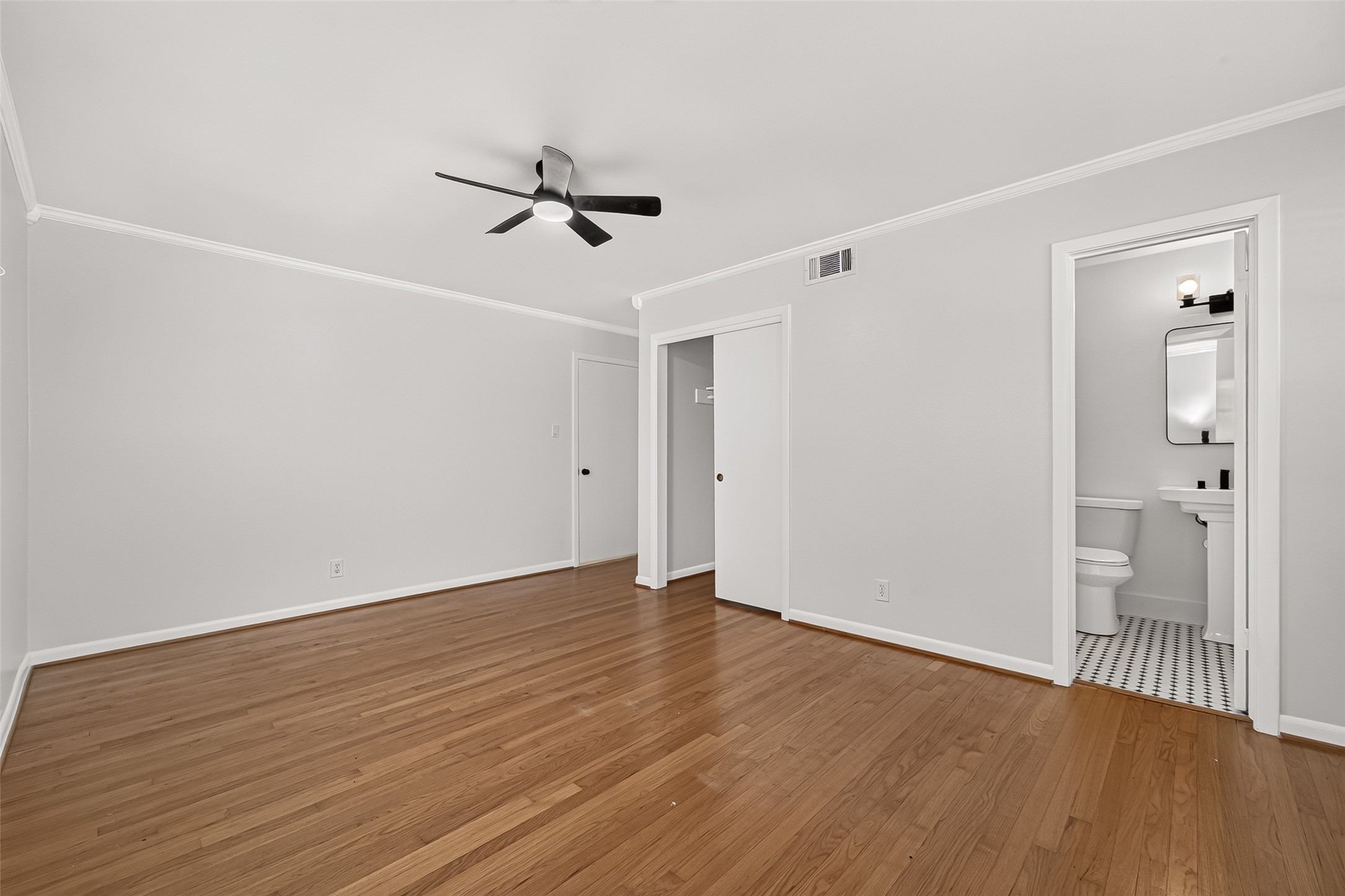 15613 Shanghai Street Property Photo 28