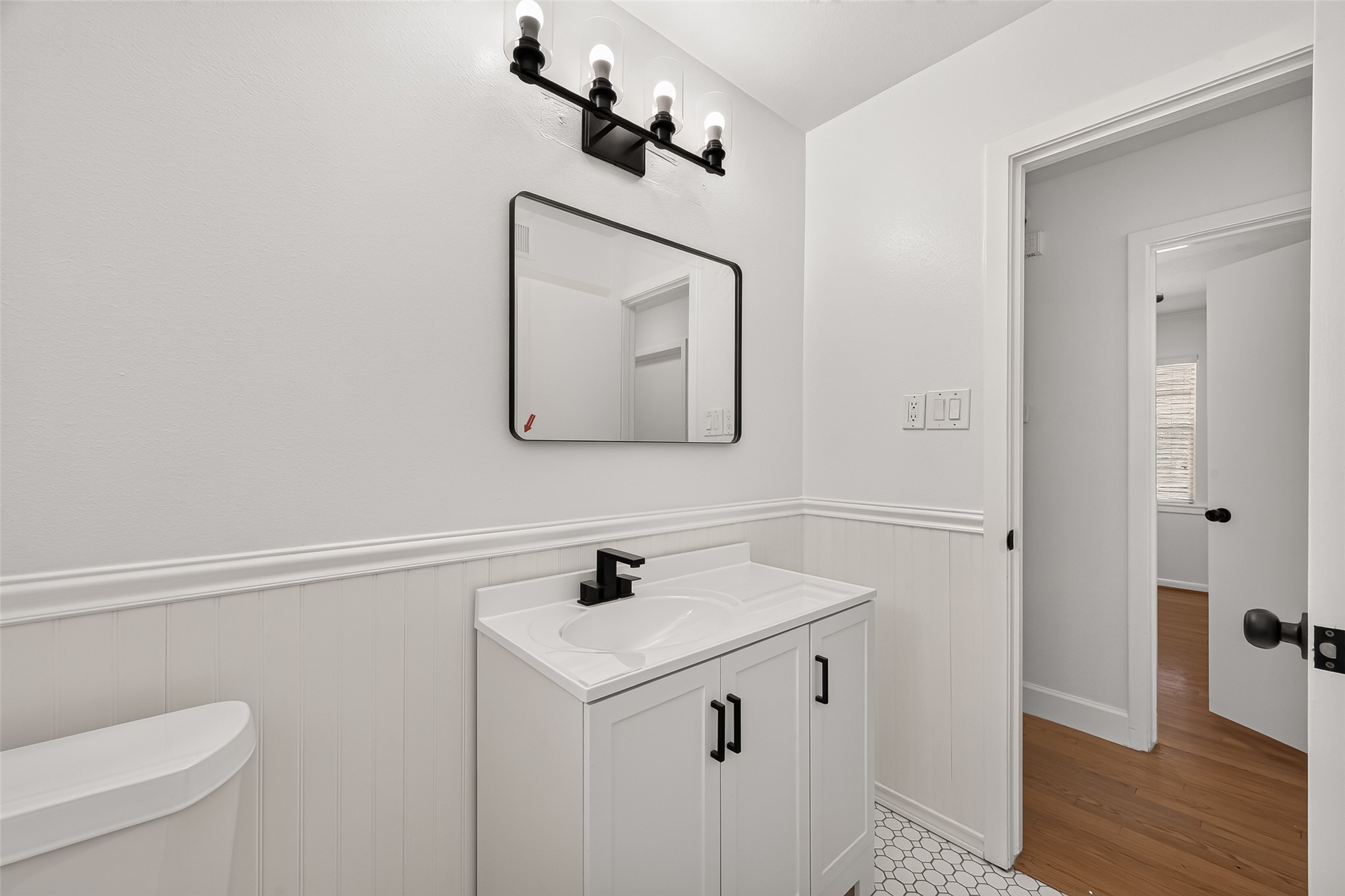 15613 Shanghai Street Property Photo 35