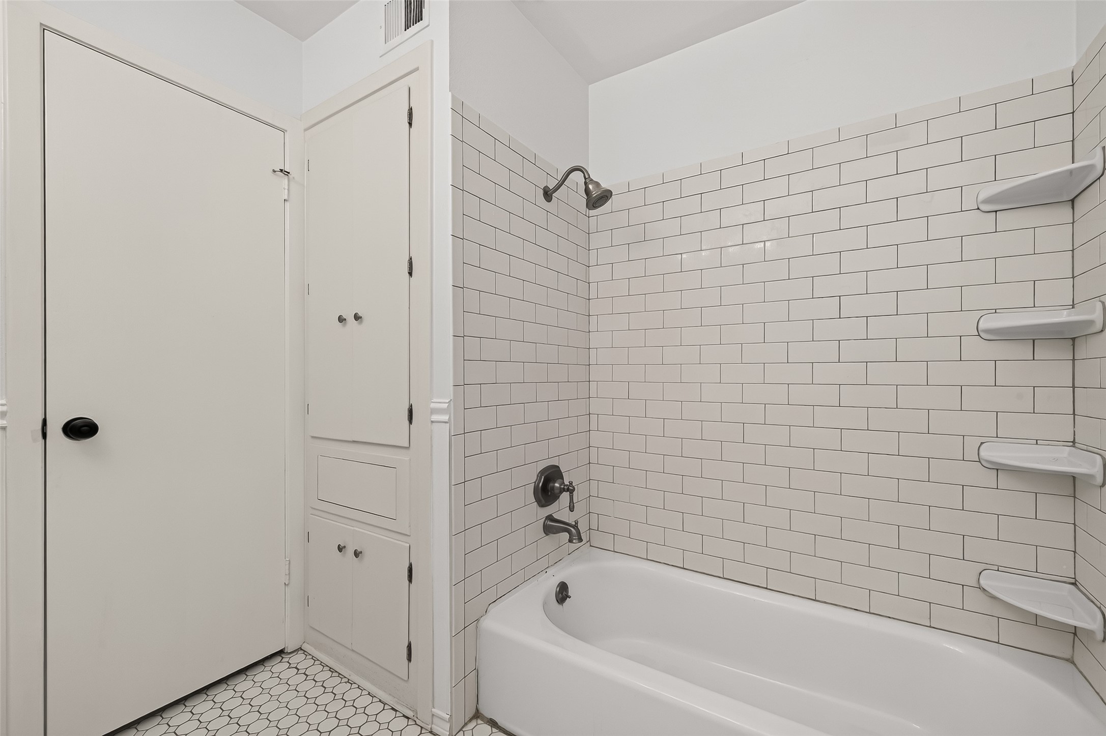 15613 Shanghai Street Property Photo 36