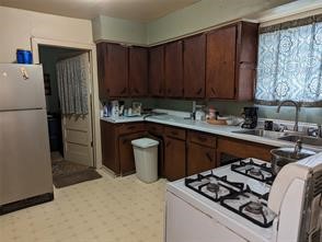 4913 Elysian Street Property Photo 5