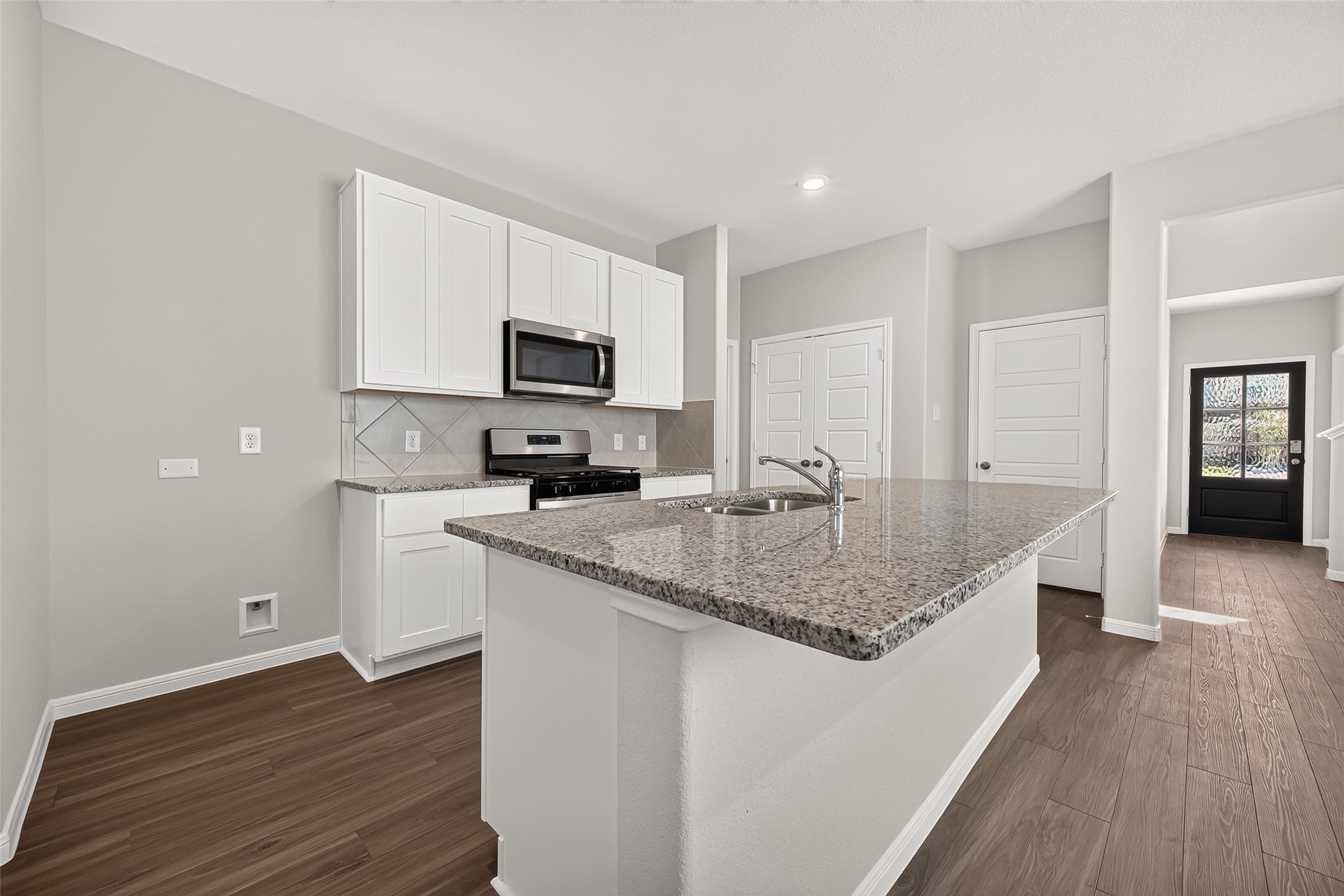 15610 Coneflower Hills Drive Property Photo 10