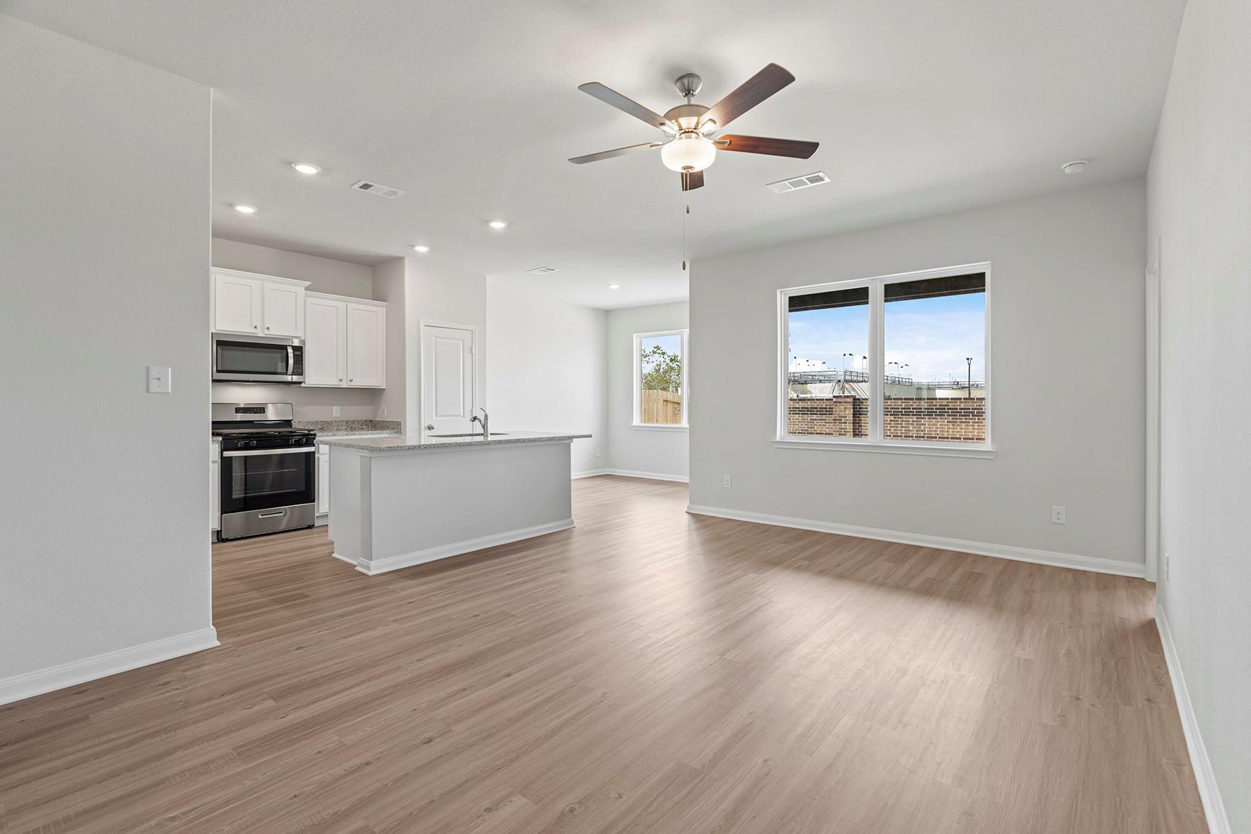 8843 New Jade Drive Property Photo 2