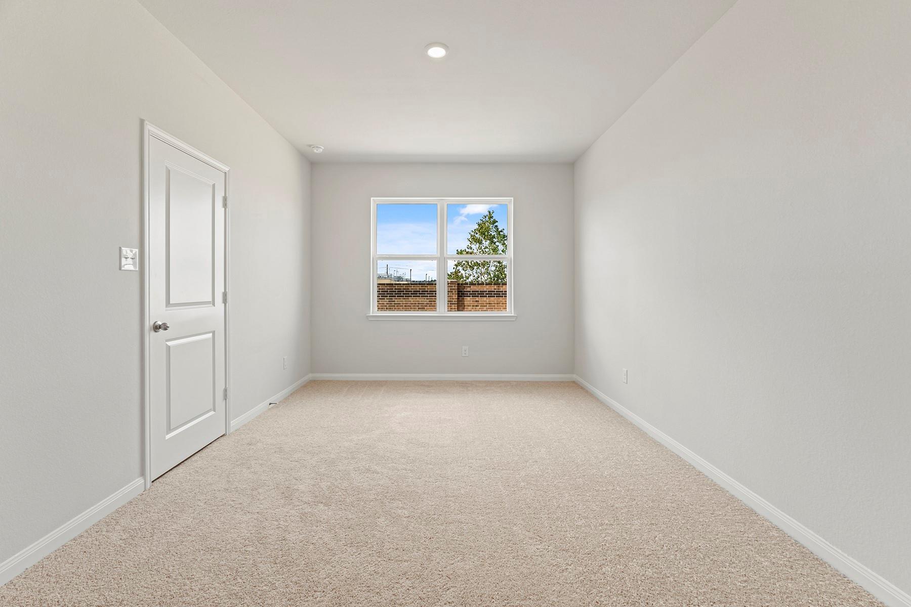8843 New Jade Drive Property Photo 5