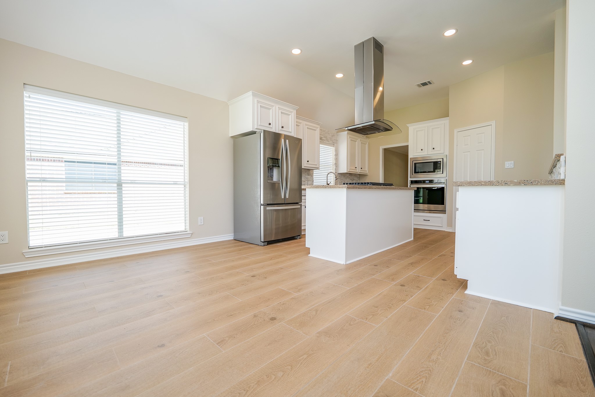 1823 Brightlake Way Property Photo 14