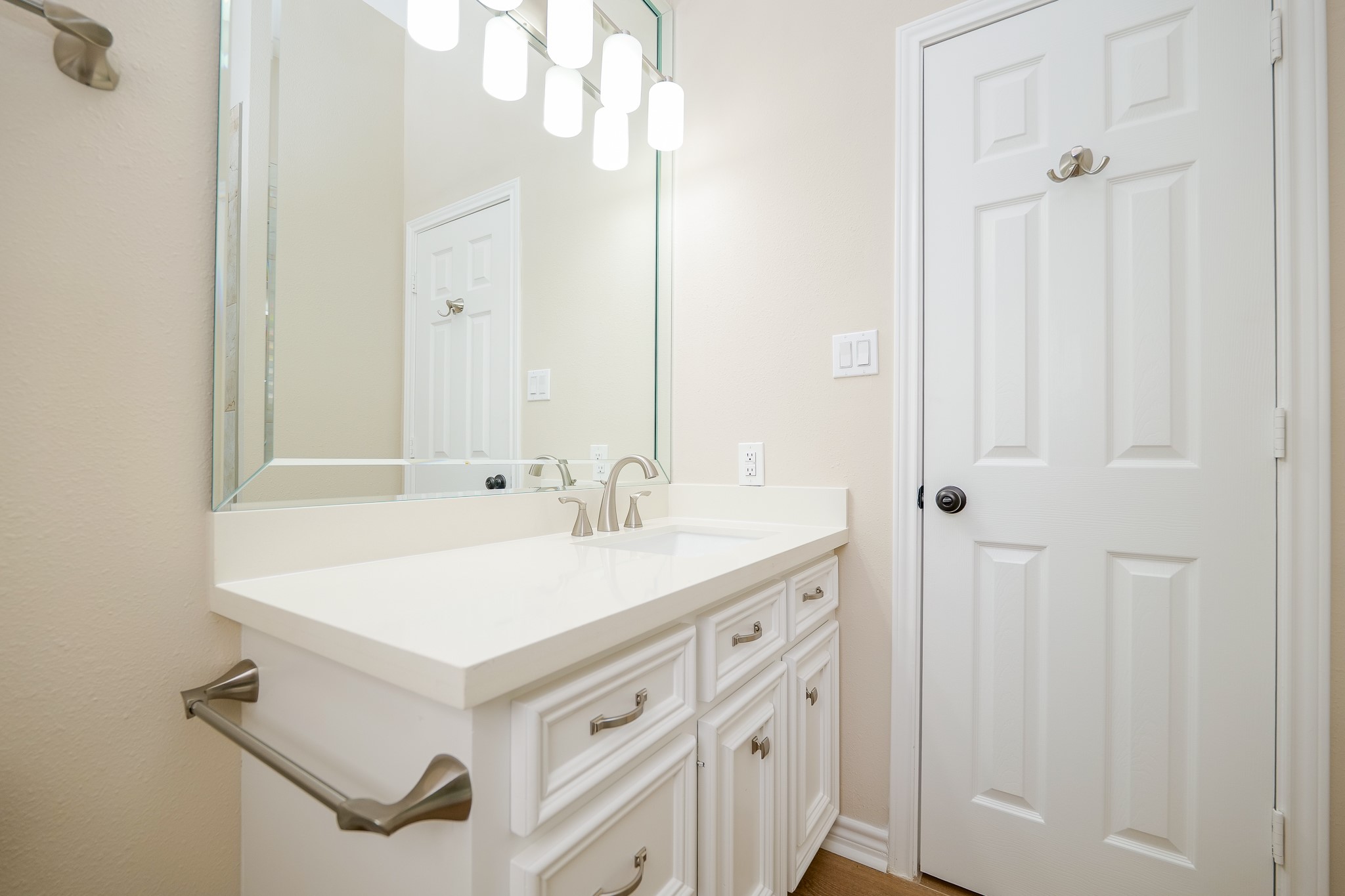 1823 Brightlake Way Property Photo 27