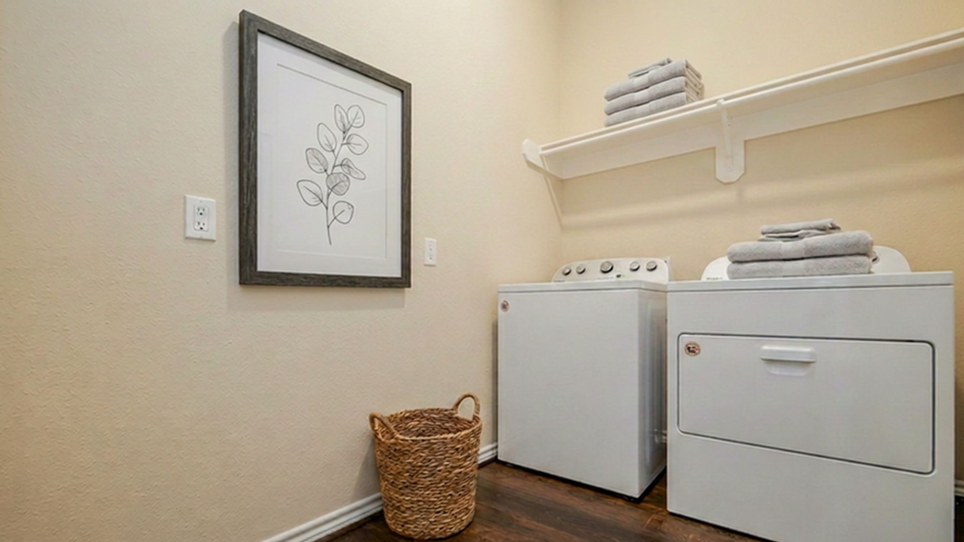 1823 Brightlake Way Property Photo 28