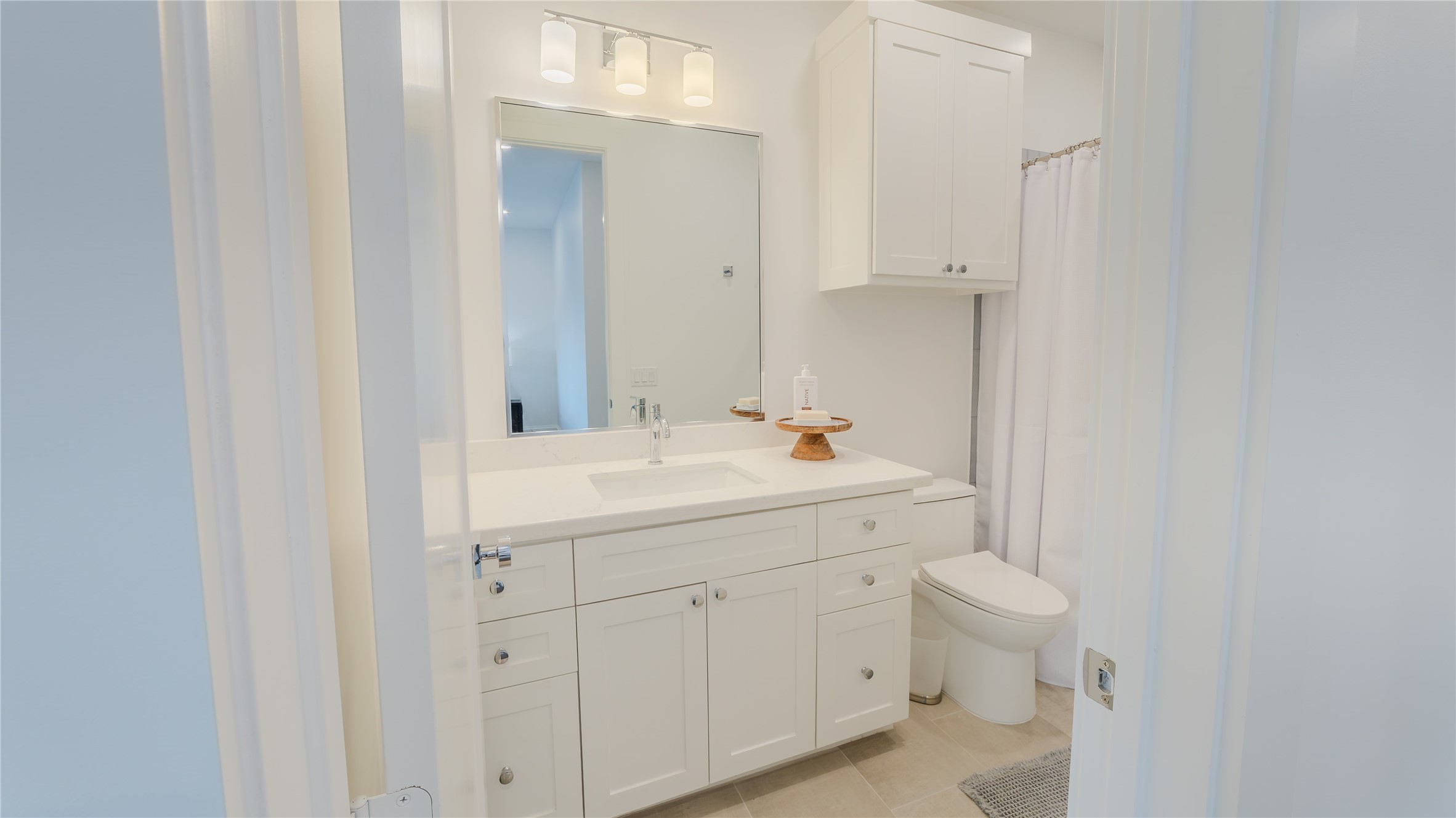 974 W 43rd Street Property Photo 35