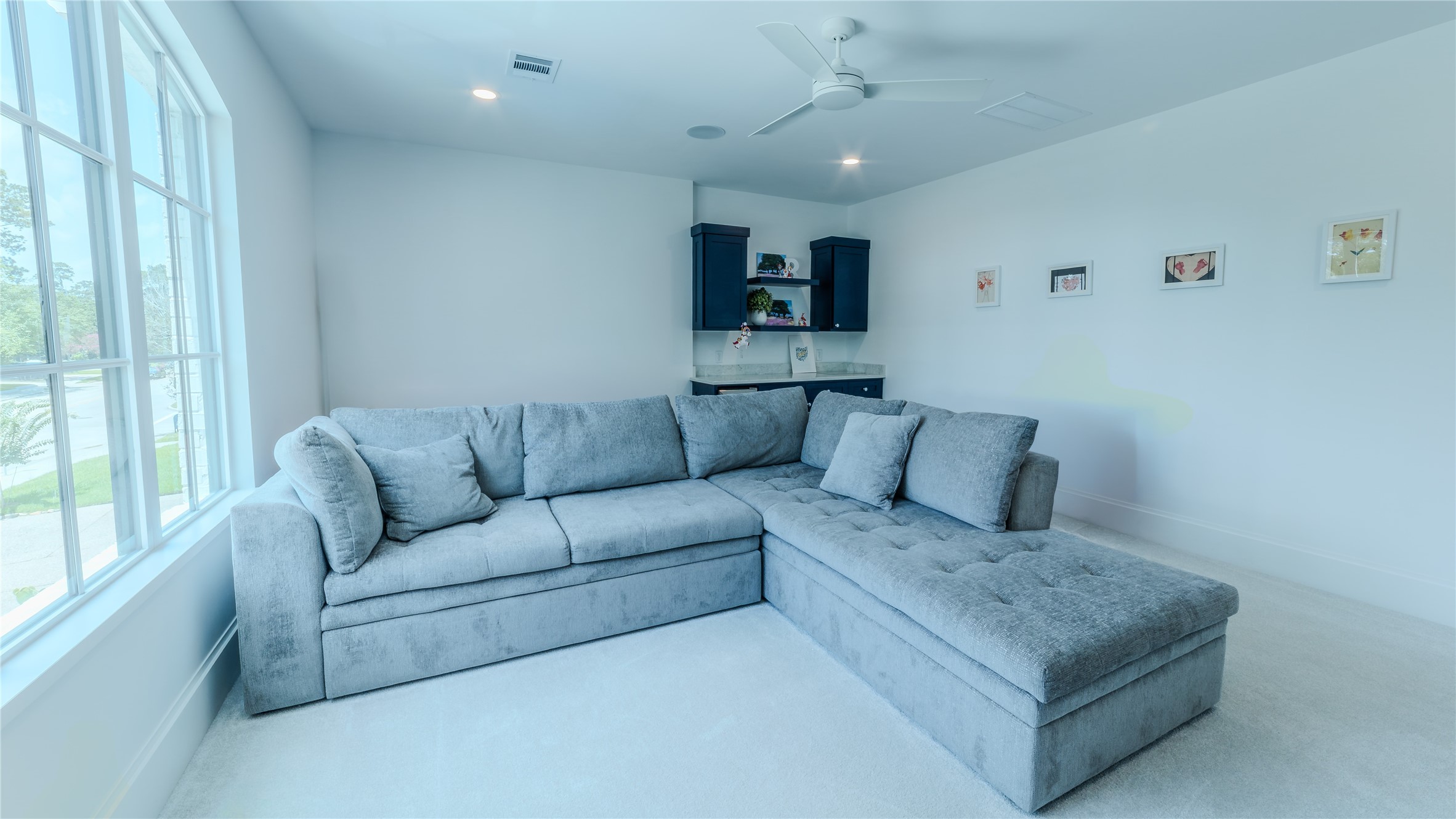 974 W 43rd Street Property Photo 38