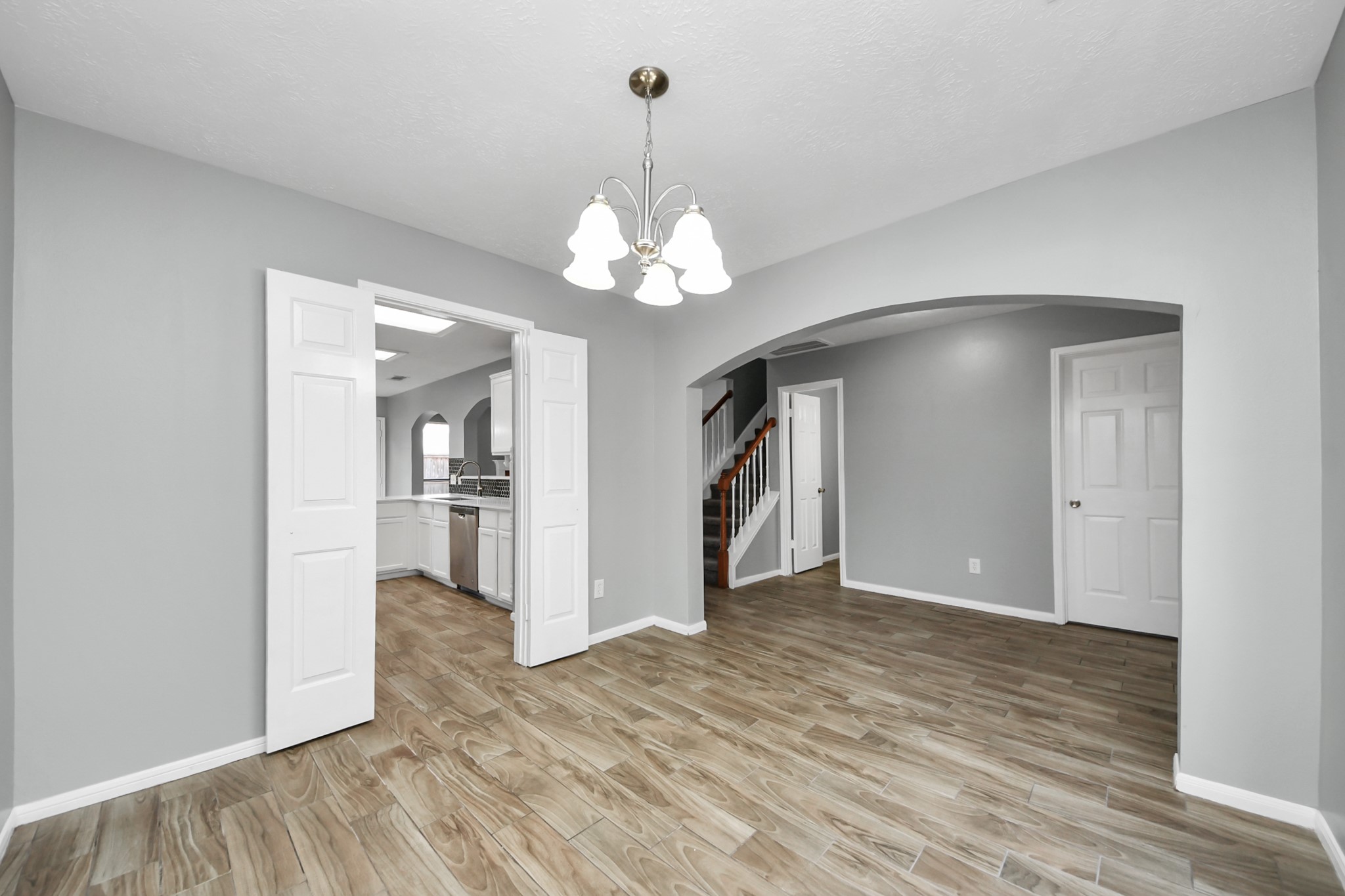 4805 E Columbary Drive Property Photo 11