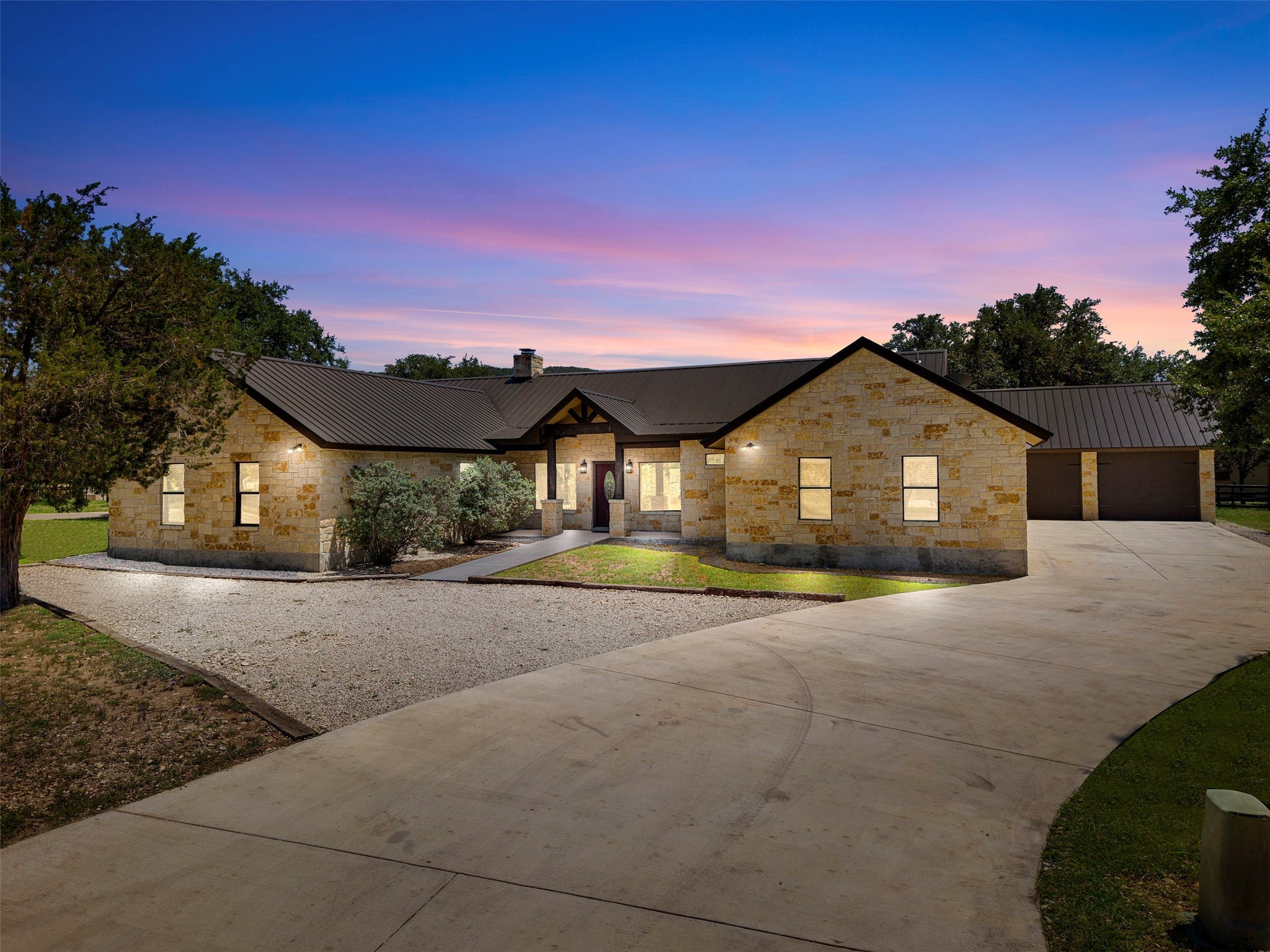 43 Heartstone Lane Property Photo 1