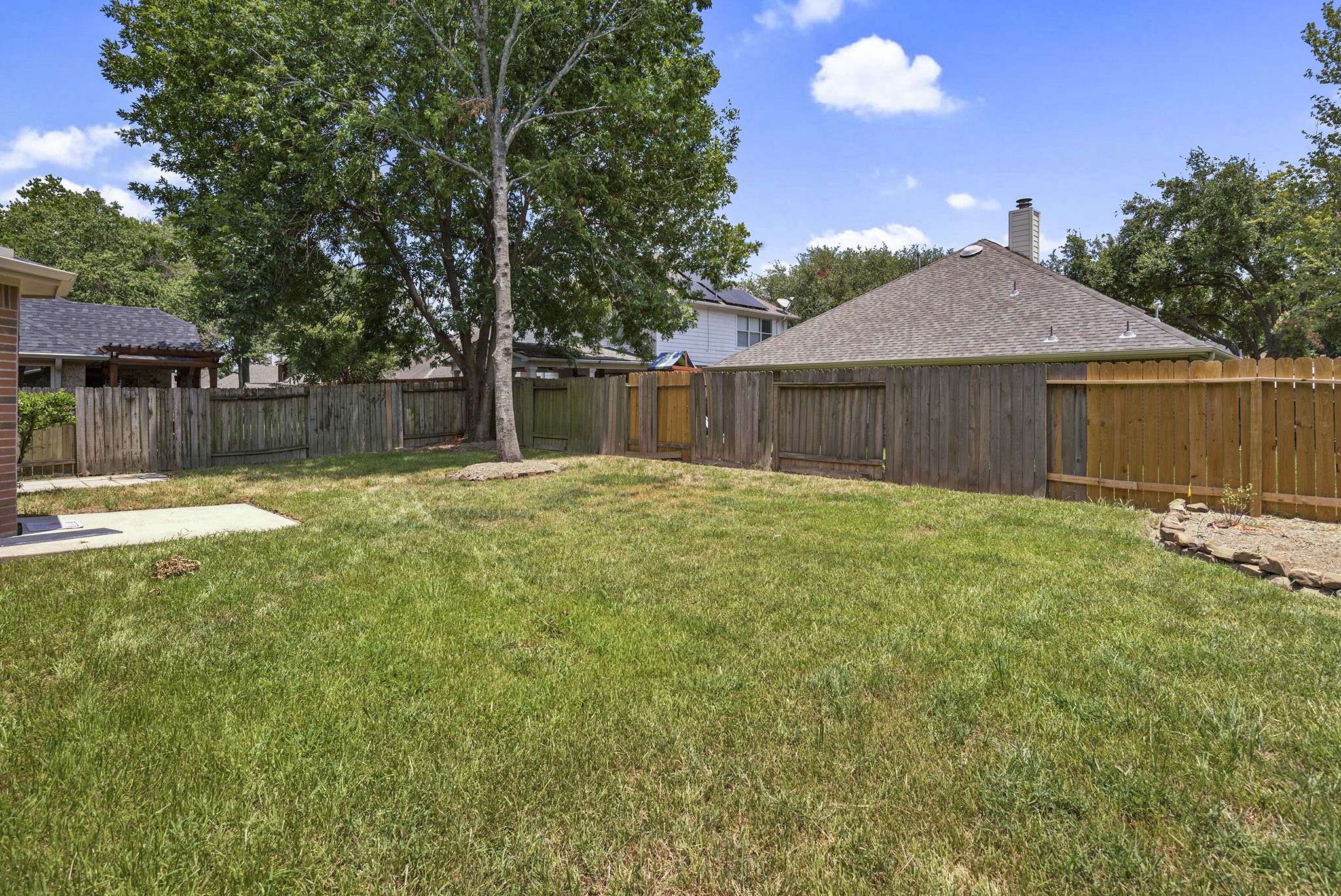 18614 Atasca Dr South Property Photo 26