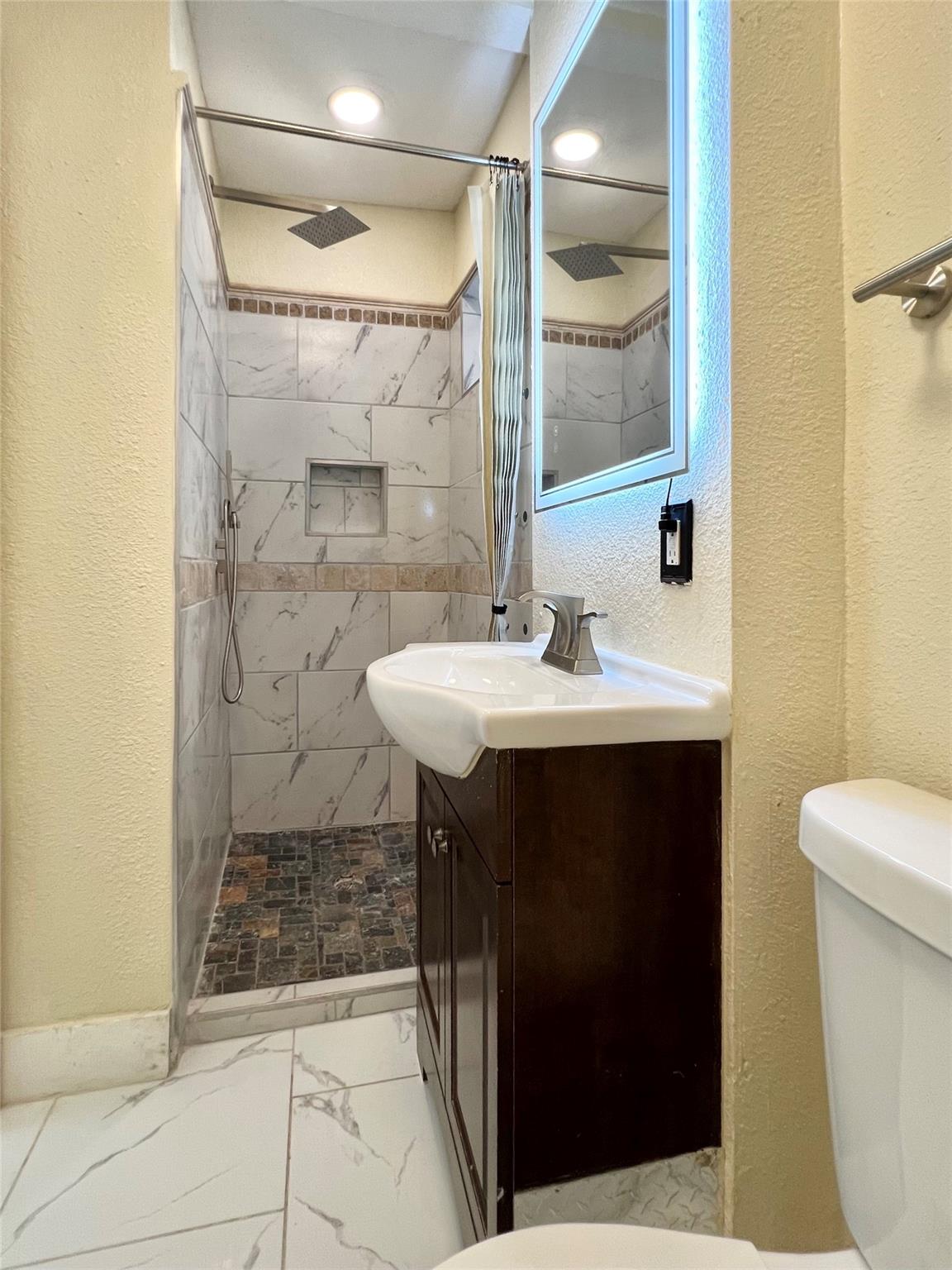 1512 Gregg Street 5 Property Photo 13