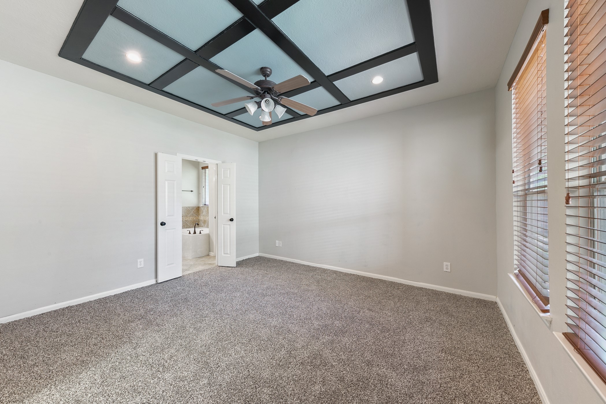 24527 Spring Harbor Drive Property Photo 13