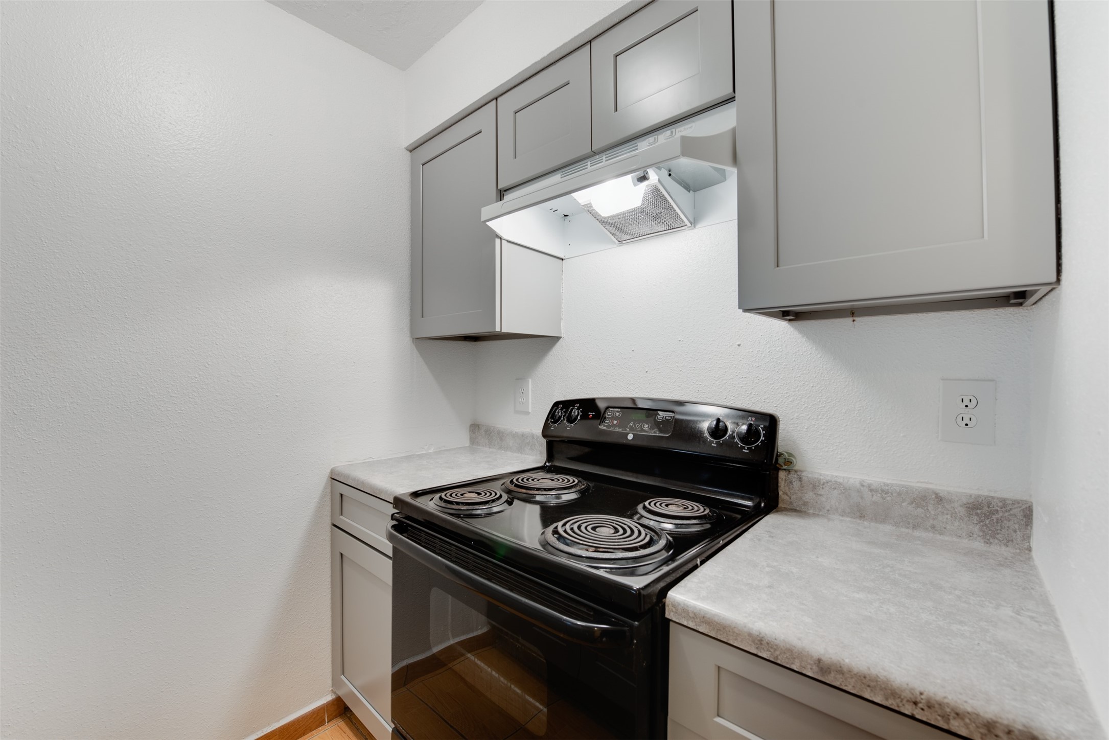 2021 Spenwick Drive 724 Property Photo 9