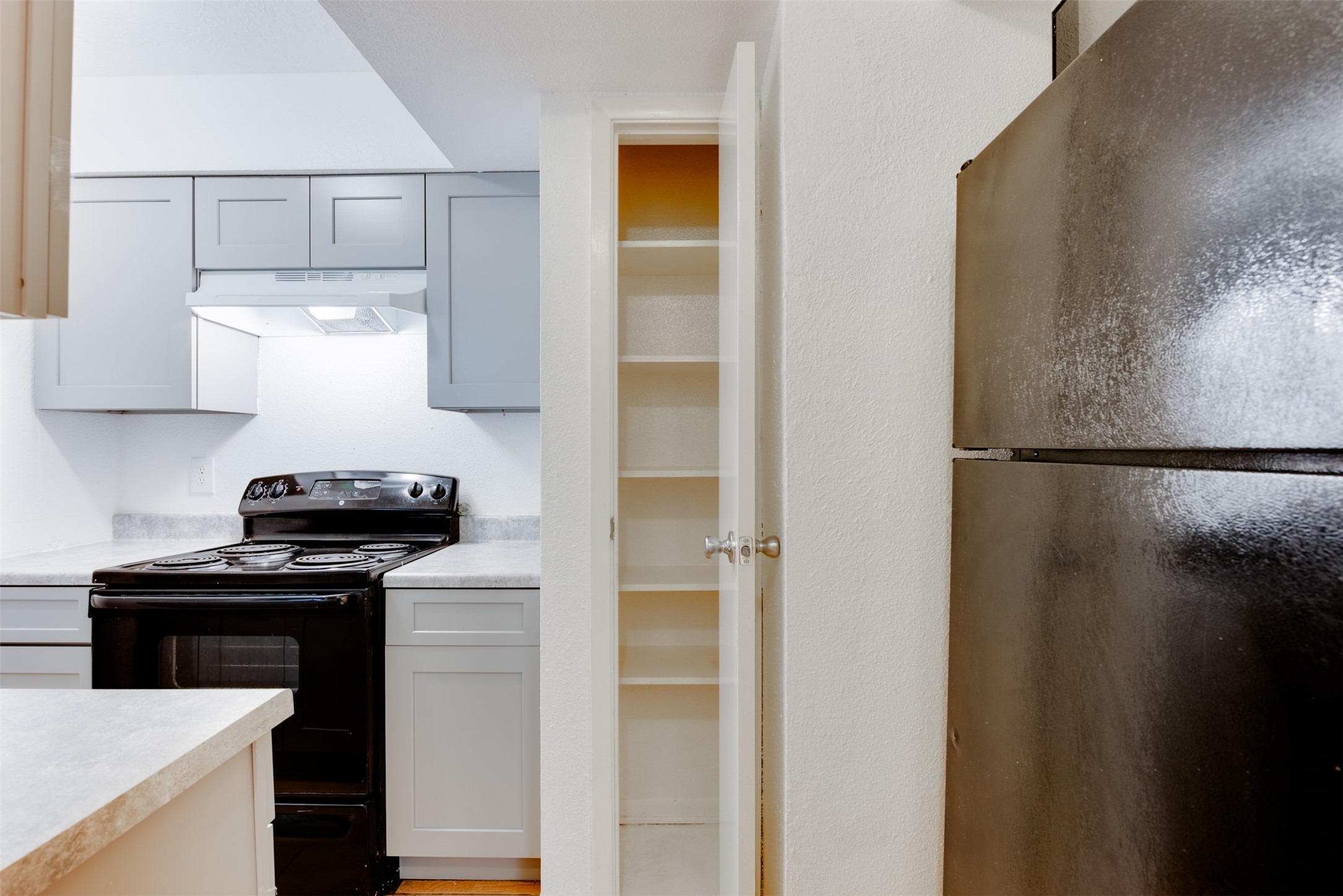 2021 Spenwick Drive 724 Property Photo 12
