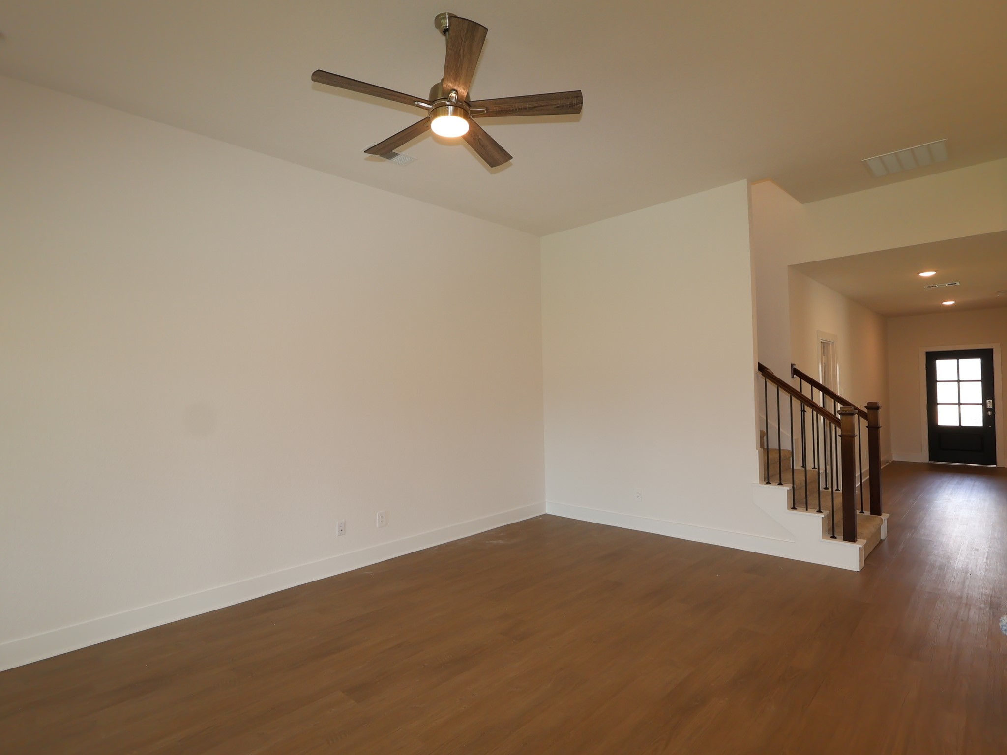 252 Ashley Branch Street Property Photo 4