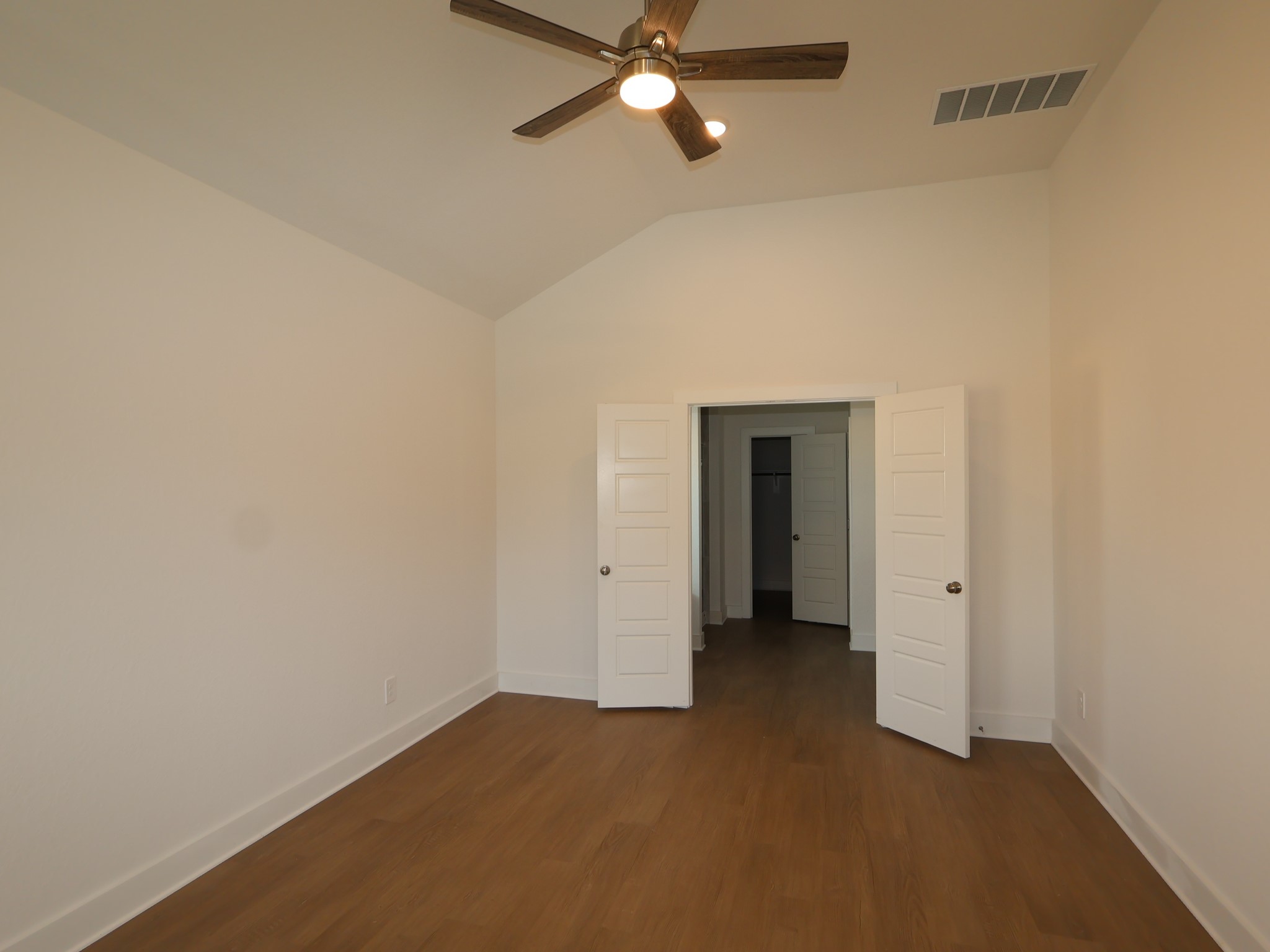 252 Ashley Branch Street Property Photo 8