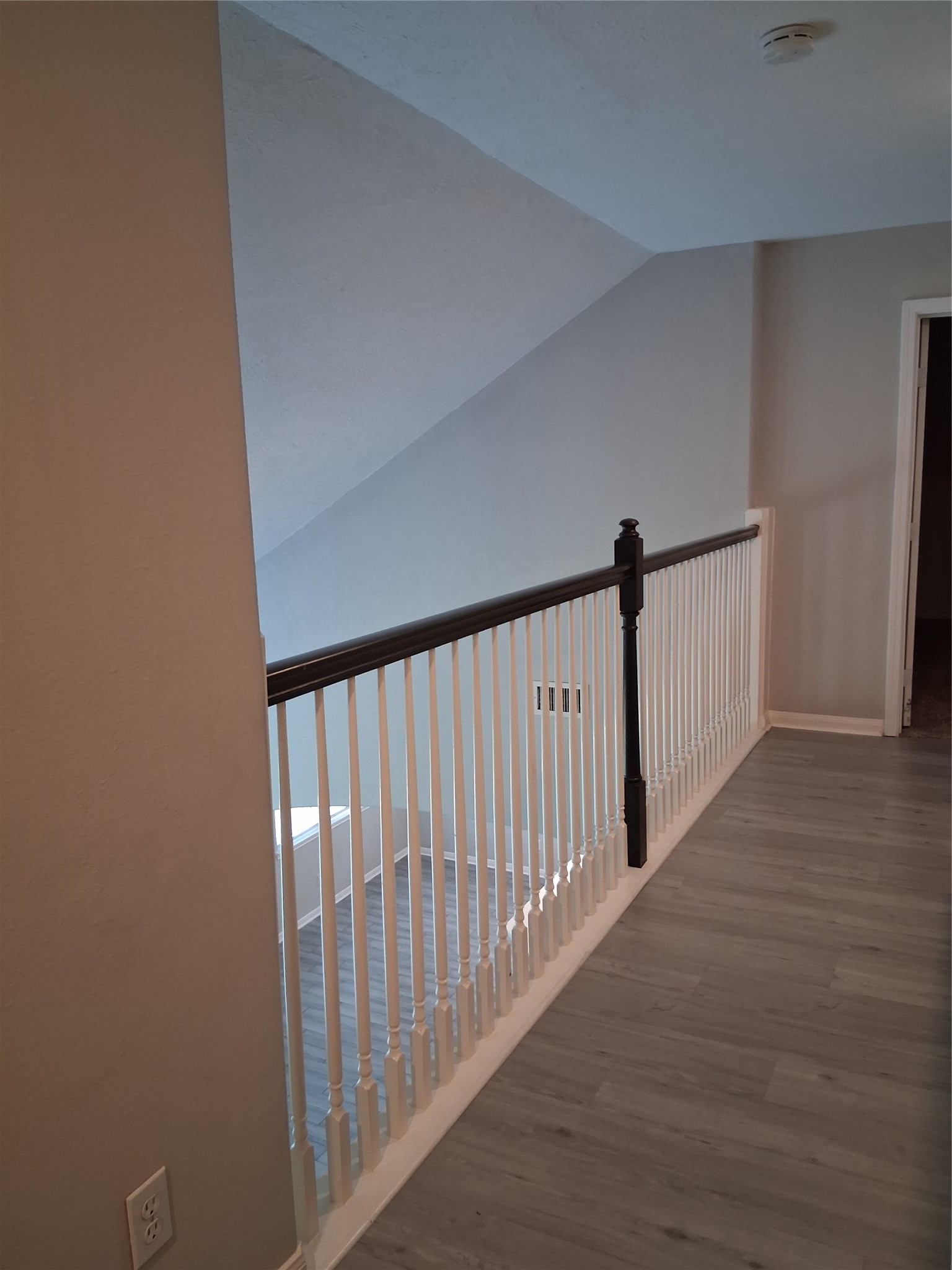 10015 Dawn Brook Drive Property Photo 12
