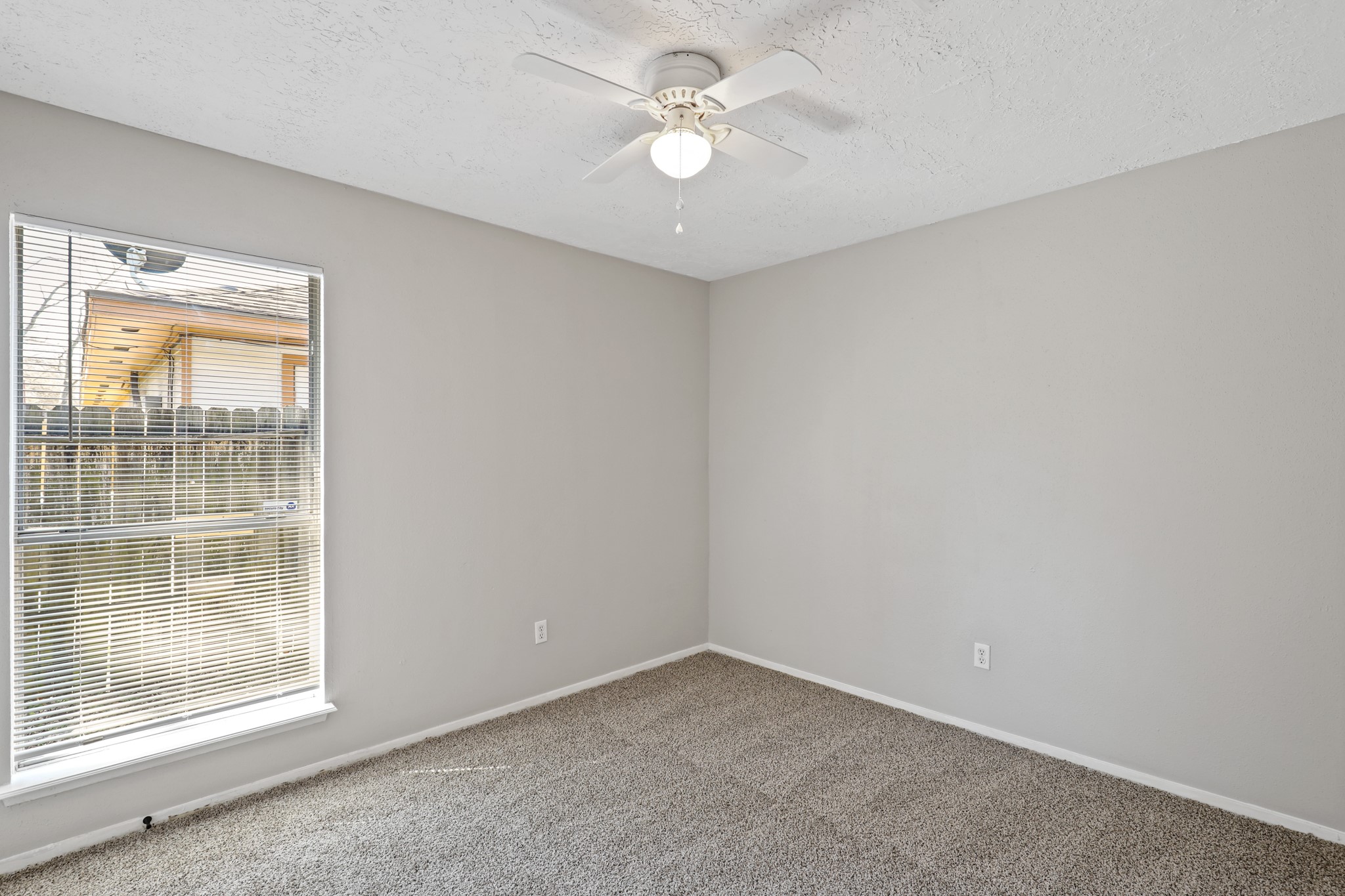 11014 Misty Summit Drive Property Photo 6