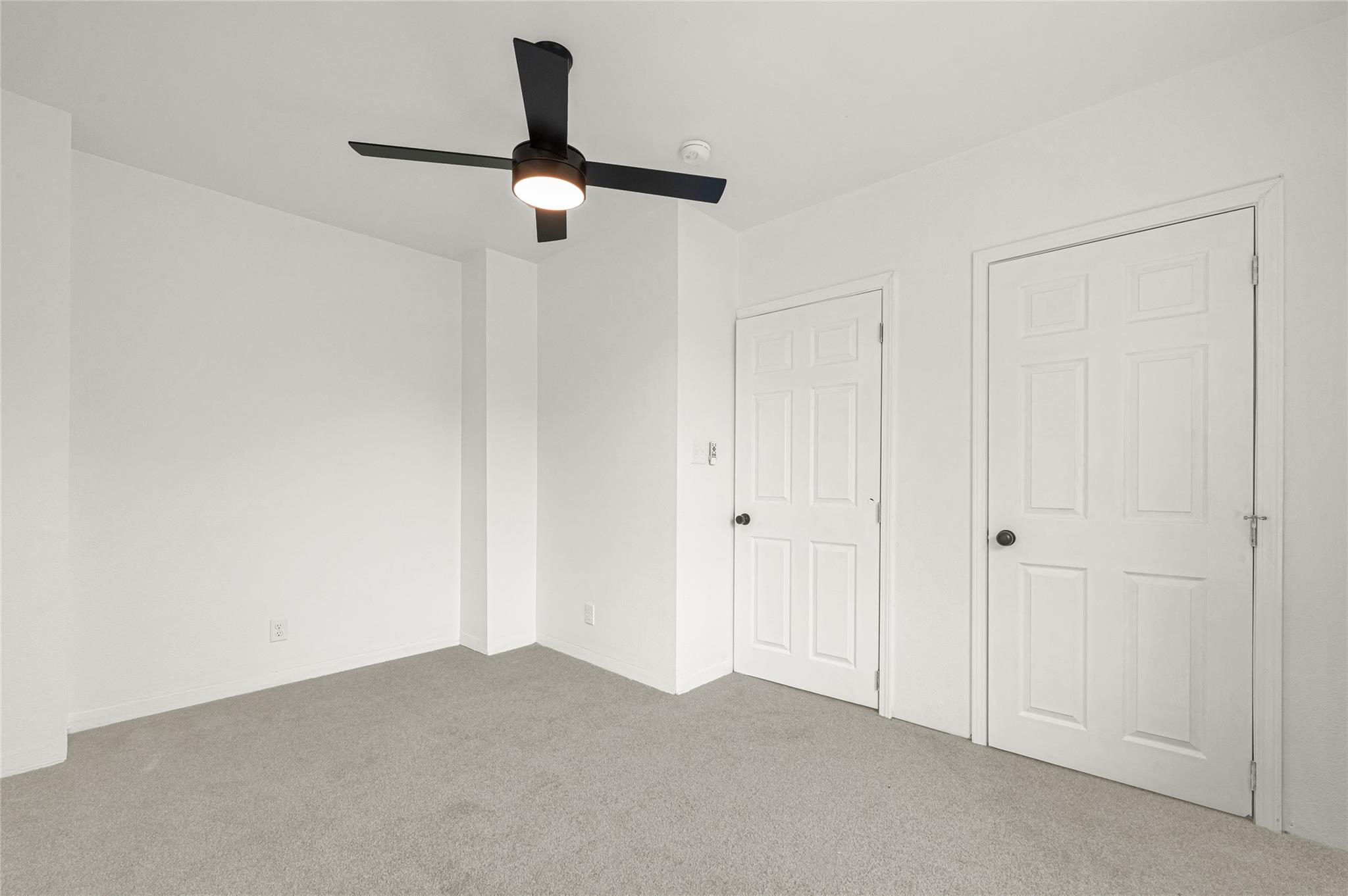 507 E 3rd Street Property Photo 25