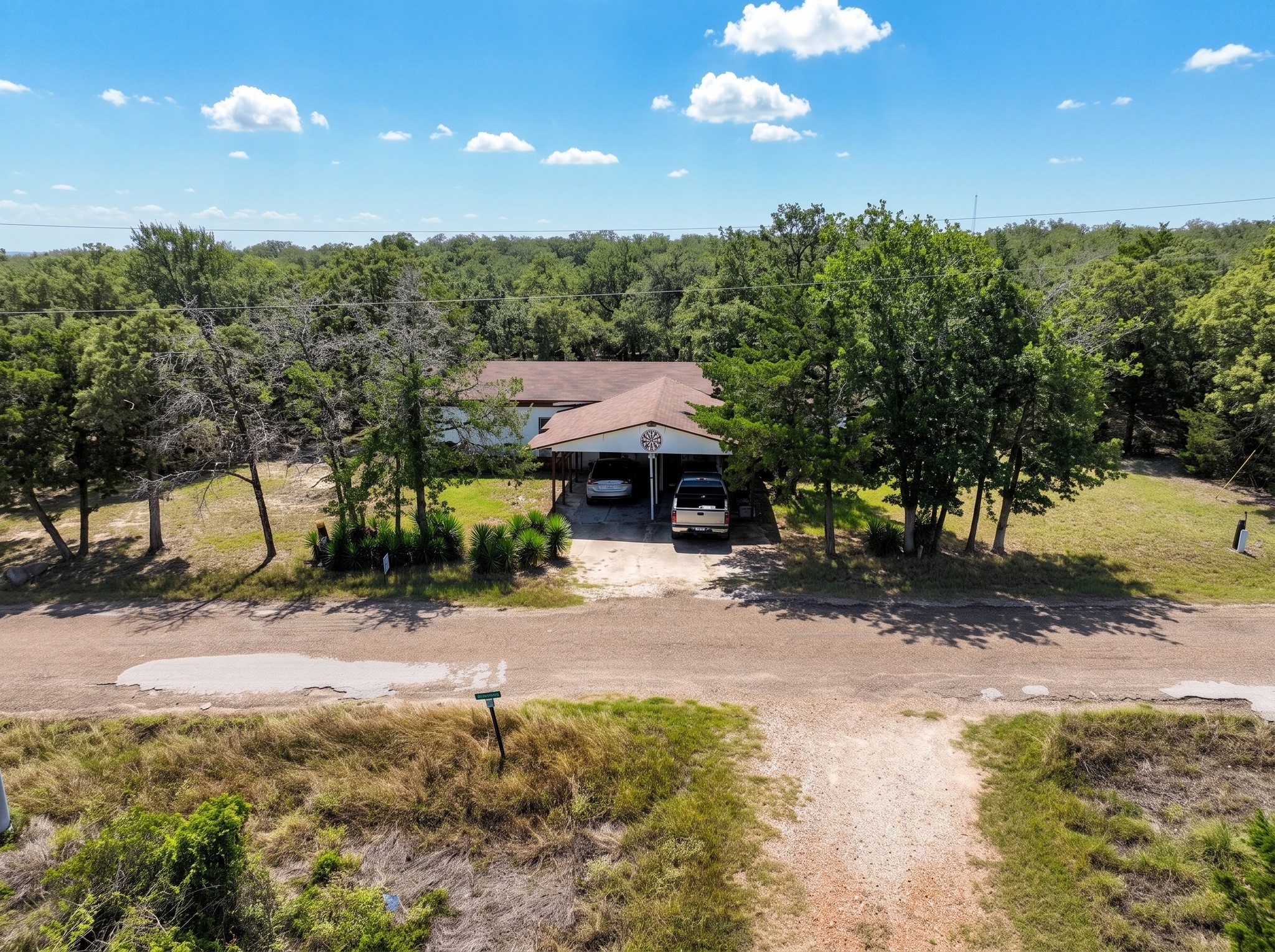 516 Wilderness Road Property Photo 1