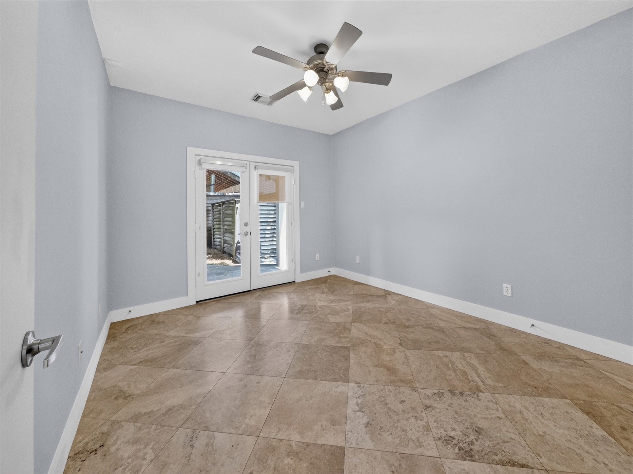 2315 Park Street Property Photo 45