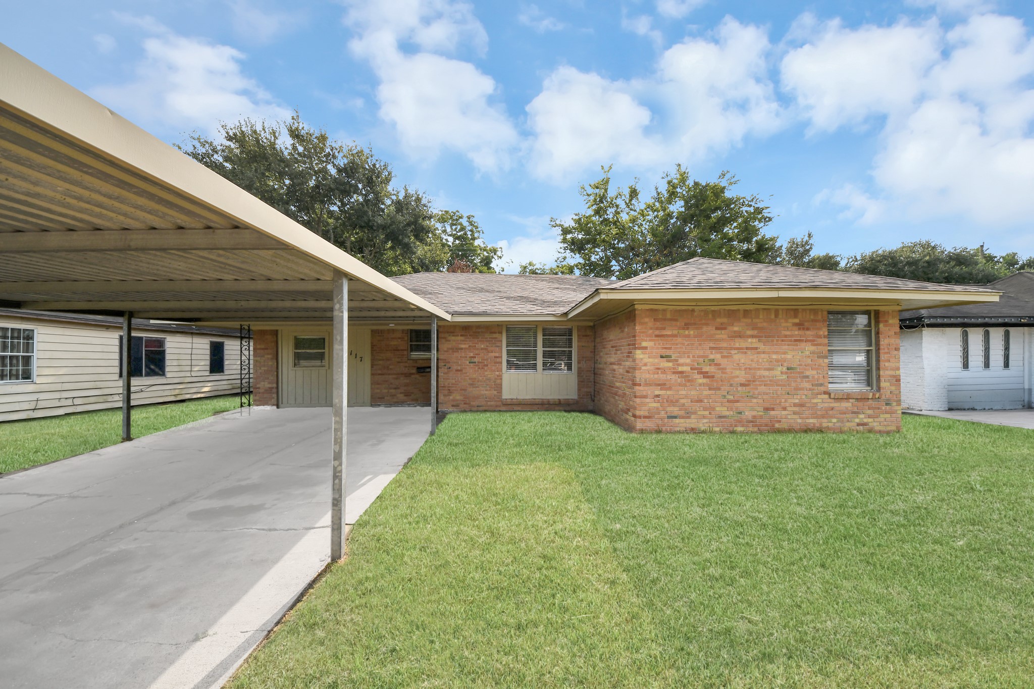 10117 Dulcimer Street Property Photo 2
