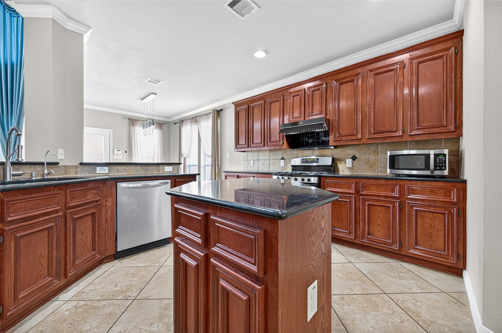 4618 Ambrosia Springs Lane Property Photo 16