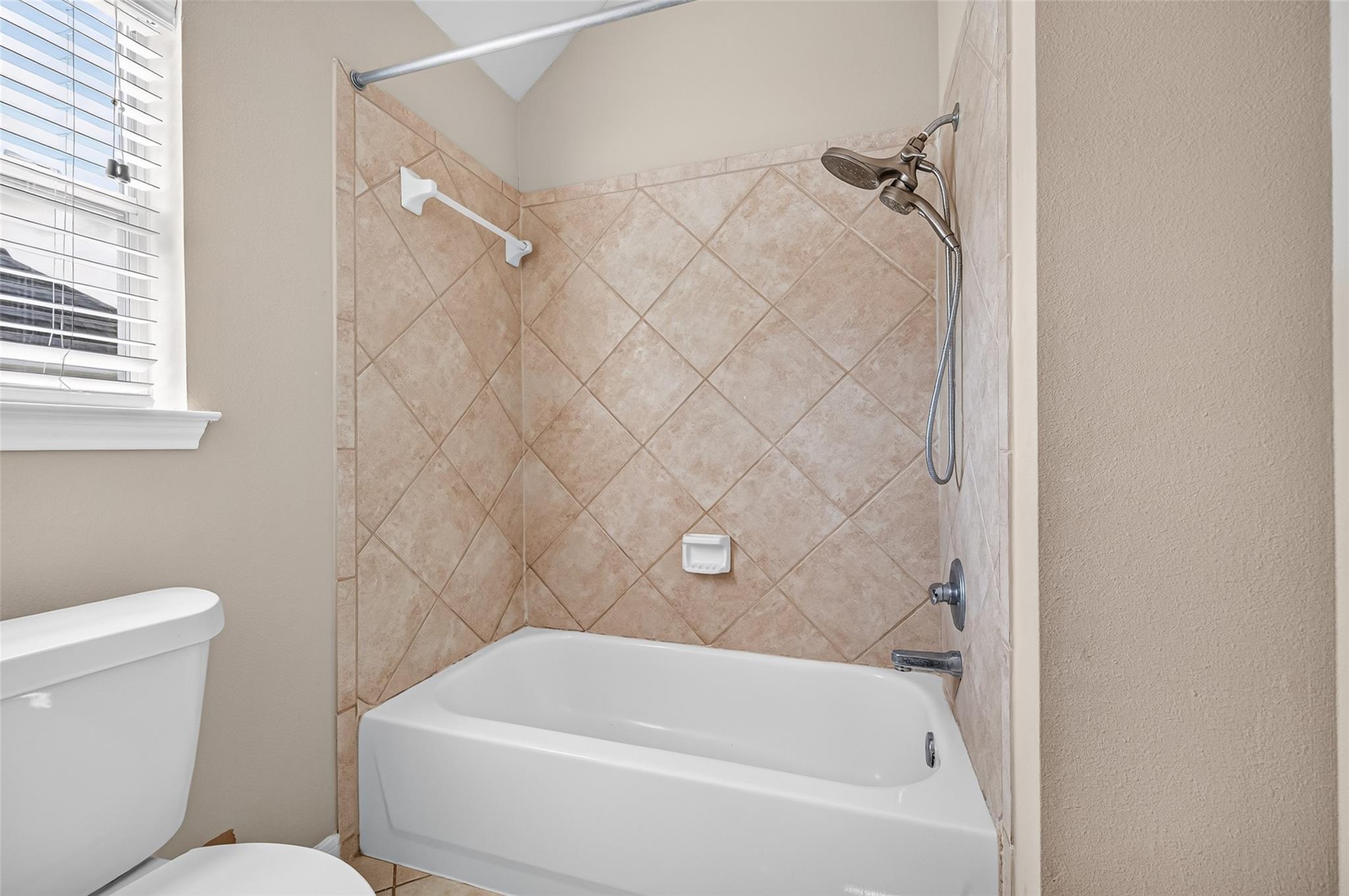 4618 Ambrosia Springs Lane Property Photo 27