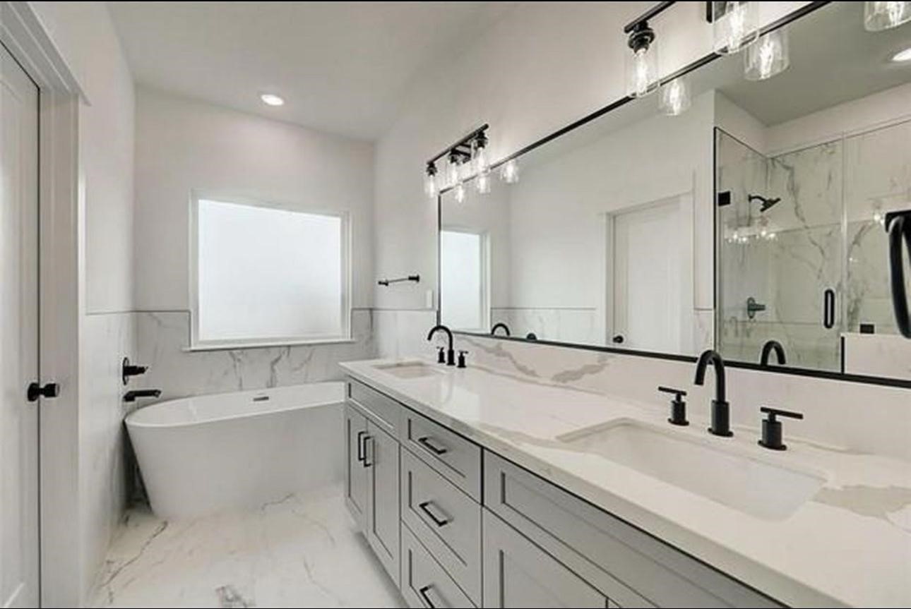 3018 Delano Street Property Photo 6