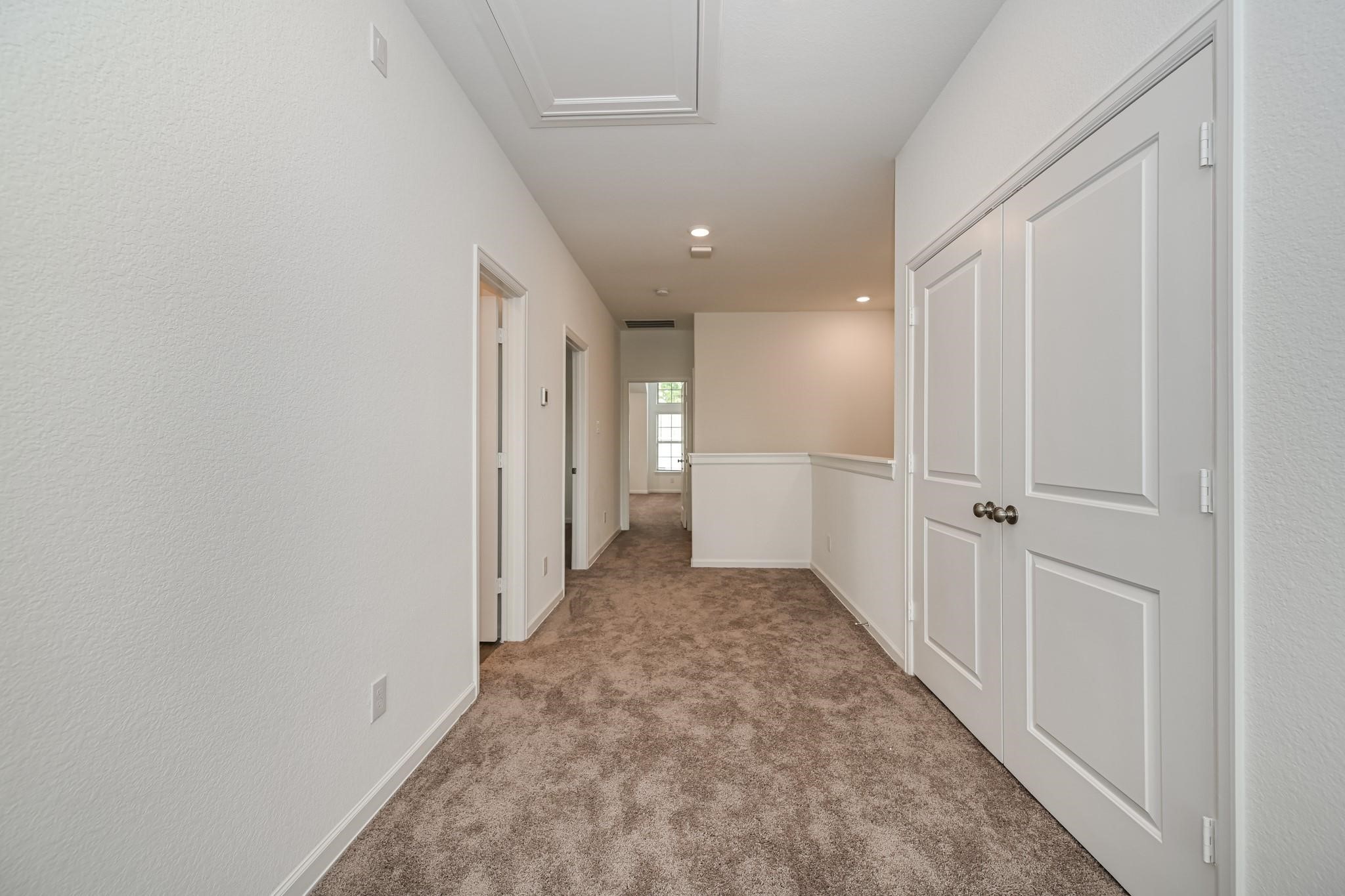 658 Aspen Falls Court Property Photo 17