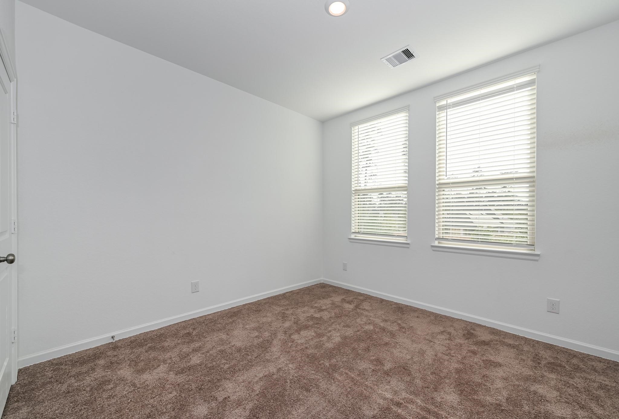 658 Aspen Falls Court Property Photo 27