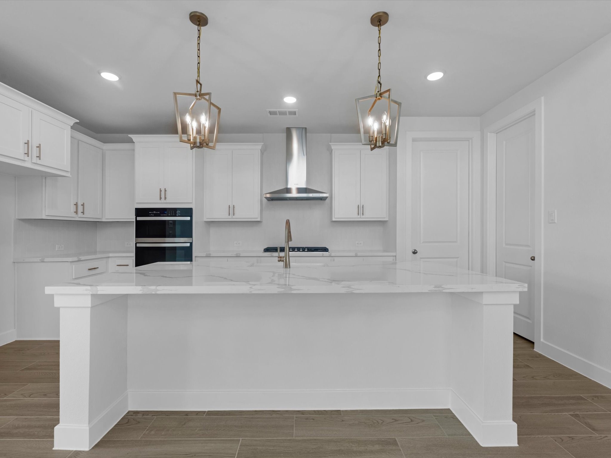 1106 New Haven Lane Property Photo 6