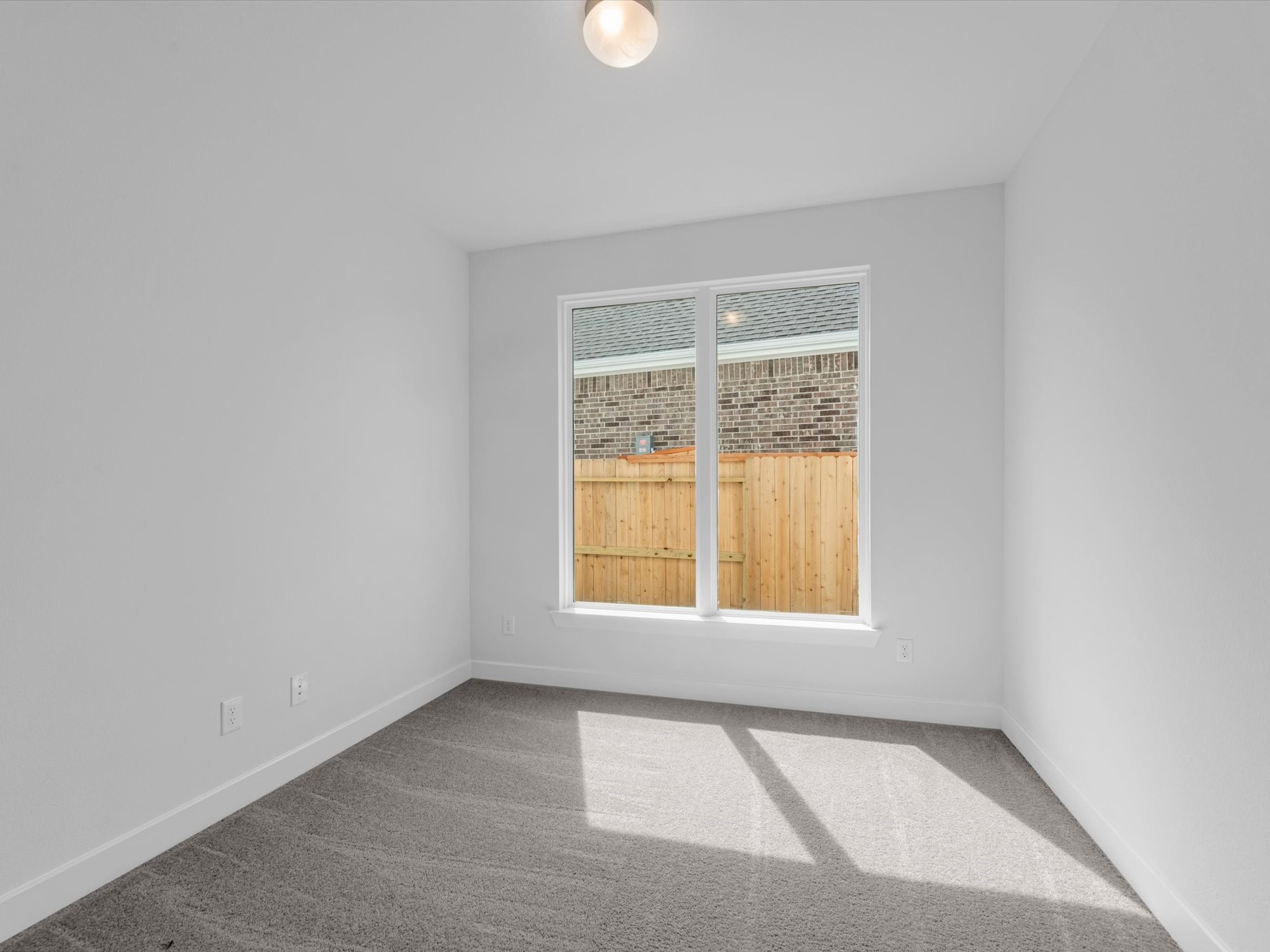 1106 New Haven Lane Property Photo 12