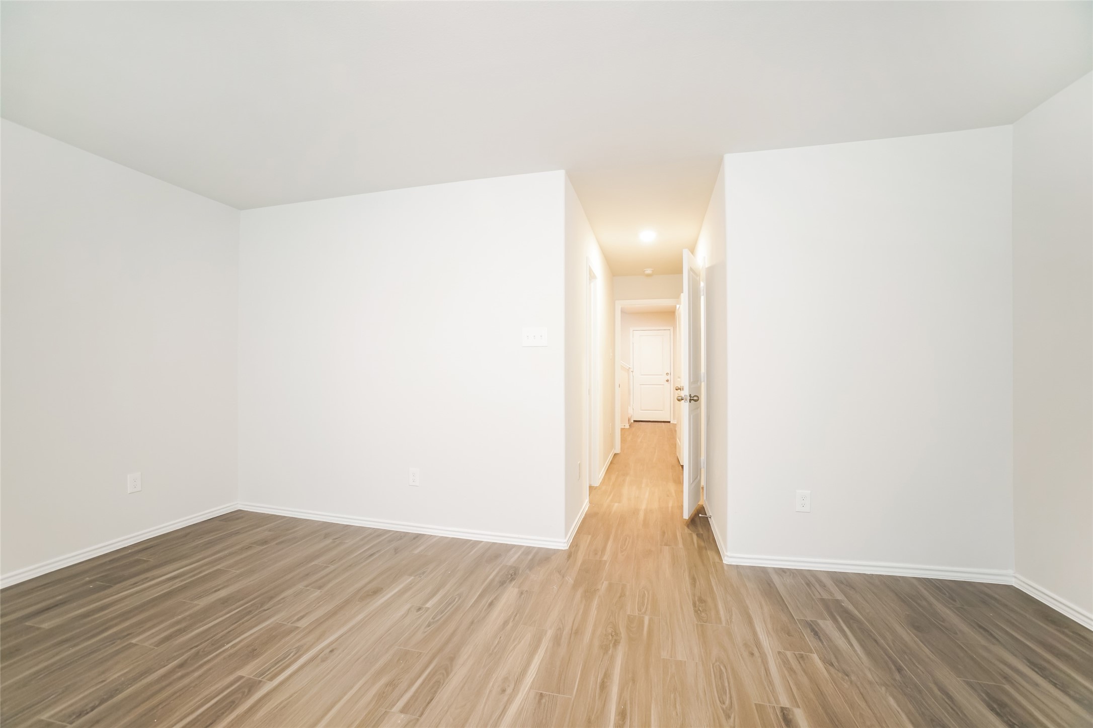 1217 Narrow Heights Drive Property Photo 9