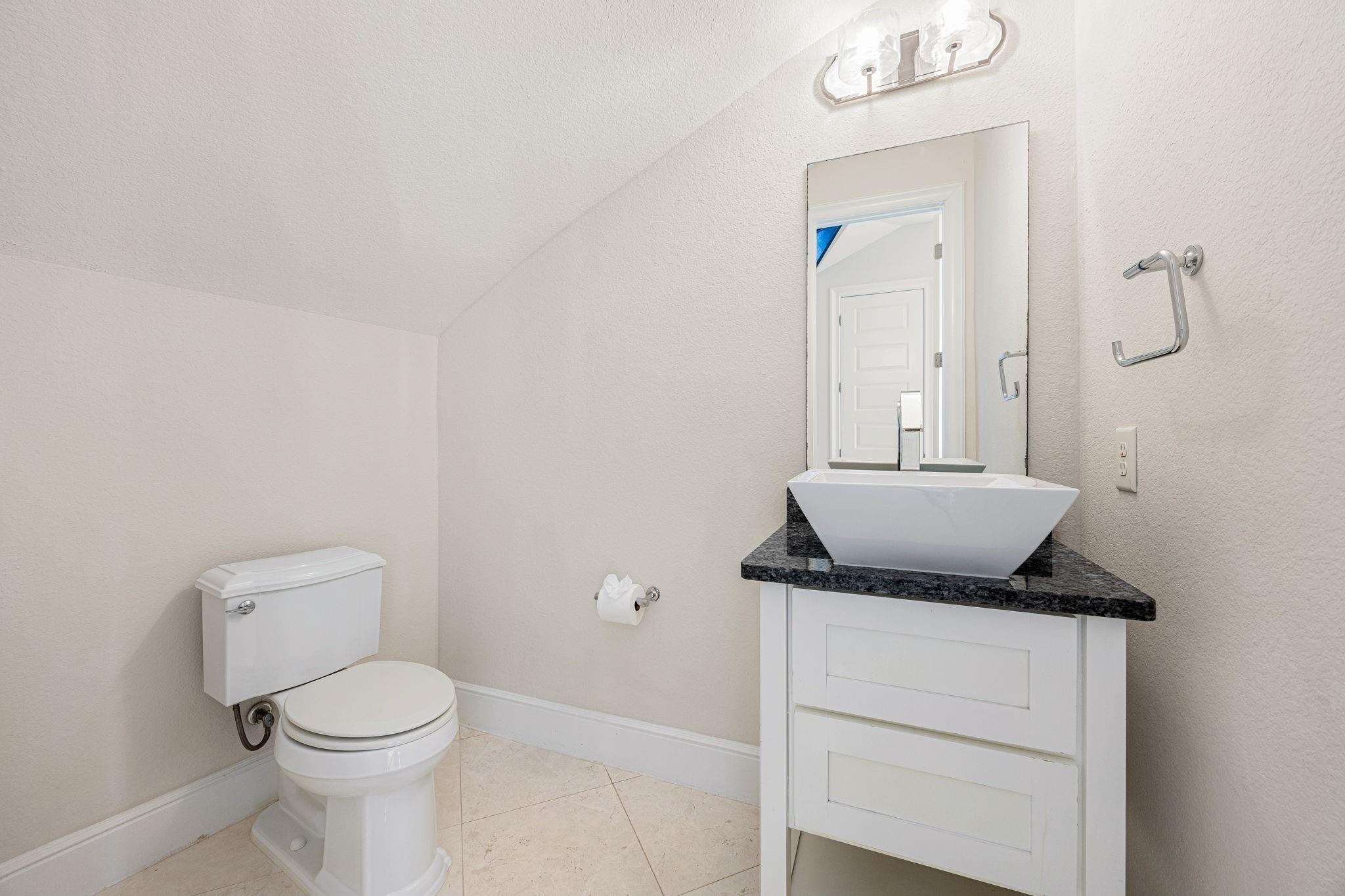 2102 Granite Brook Lane Property Photo 15
