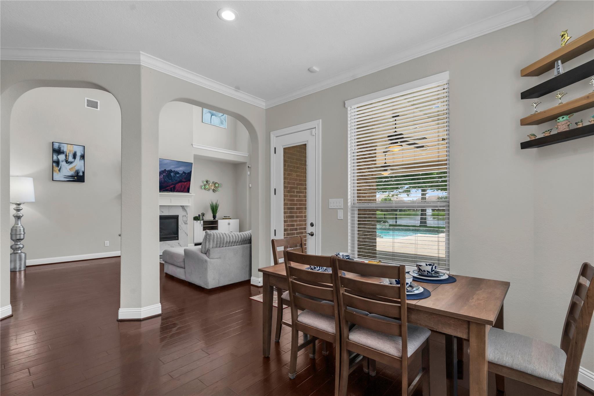 9842 Kirkstone Terrace Drive Property Photo 16