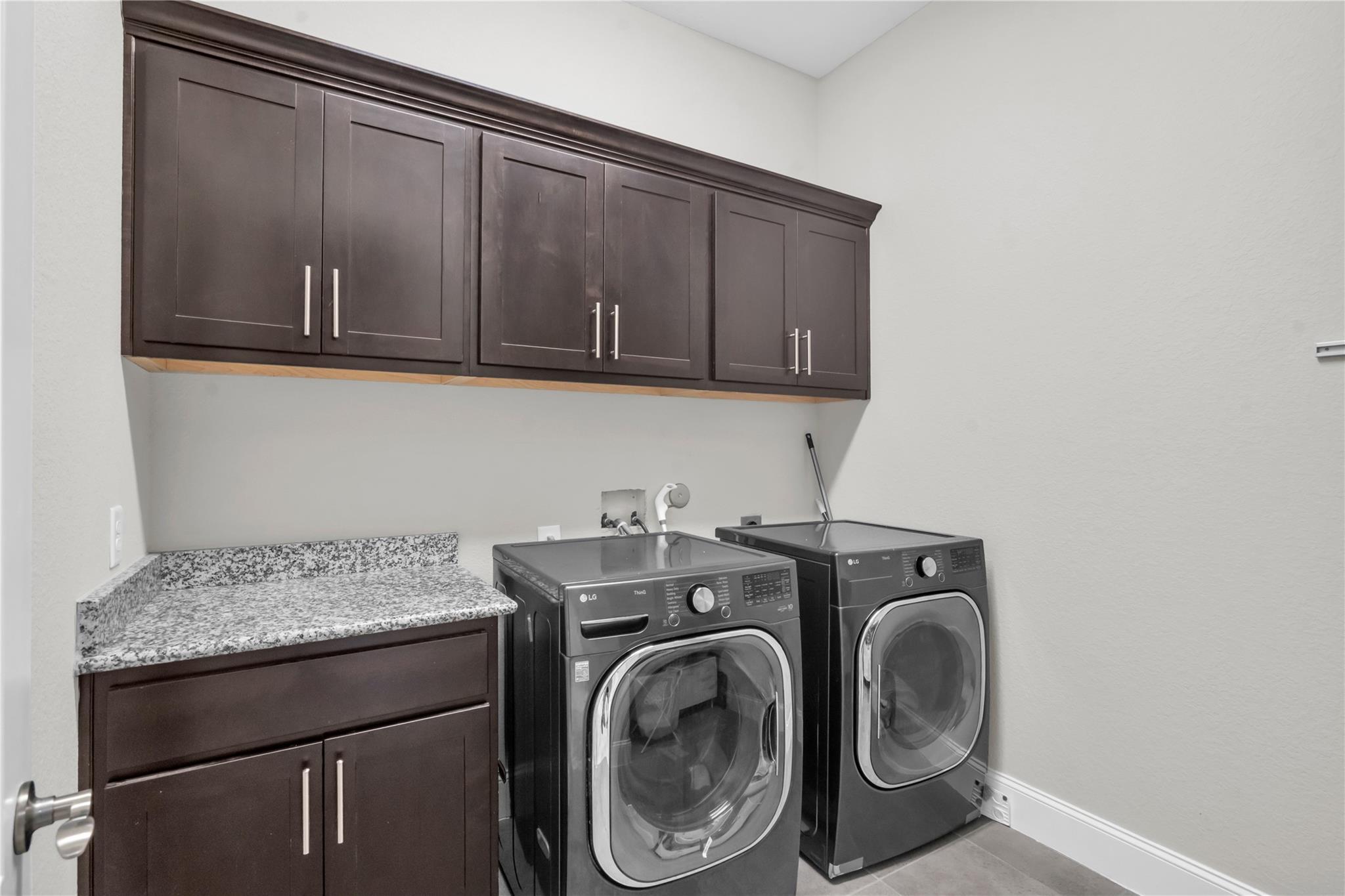 9842 Kirkstone Terrace Drive Property Photo 20