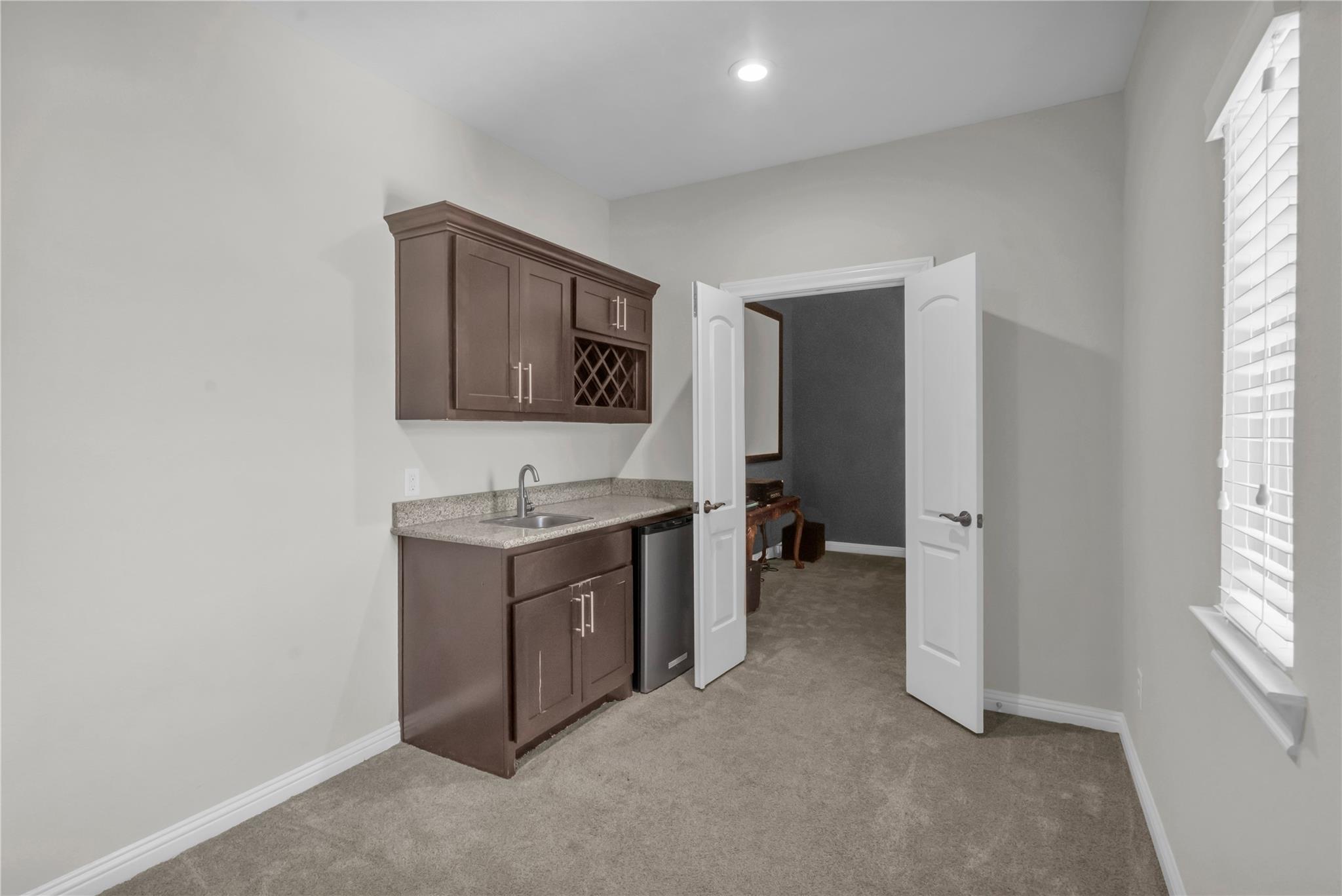 9842 Kirkstone Terrace Drive Property Photo 24
