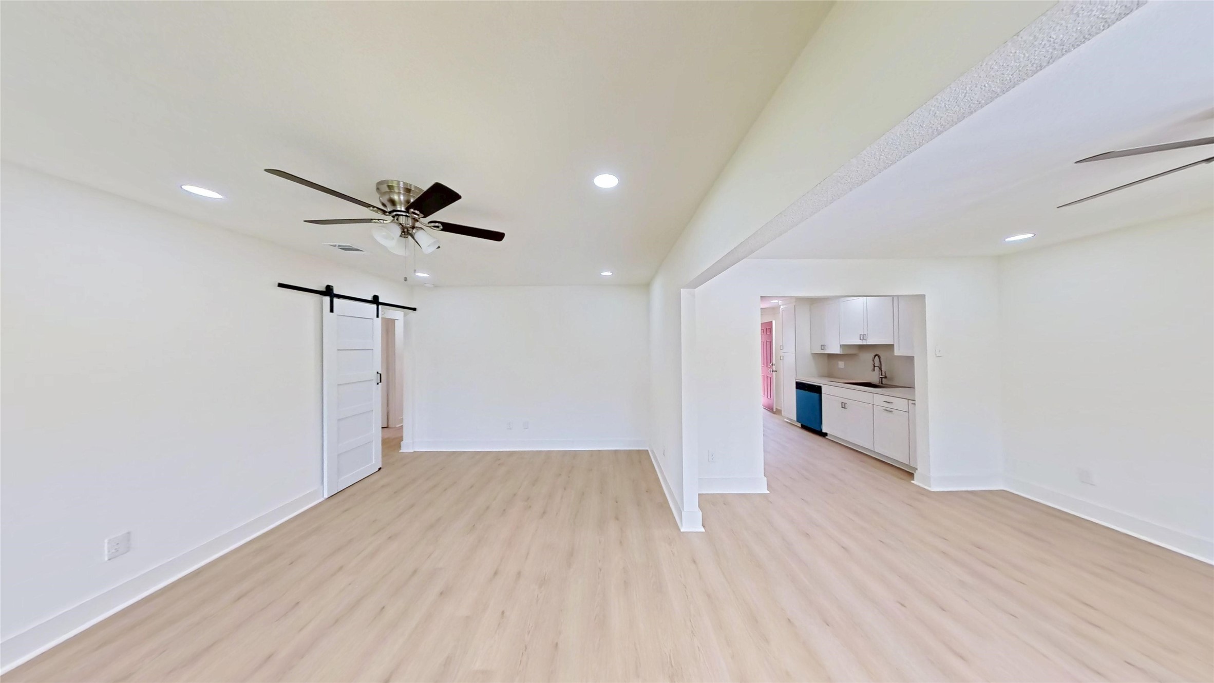 2740 Cos Street Property Photo 6
