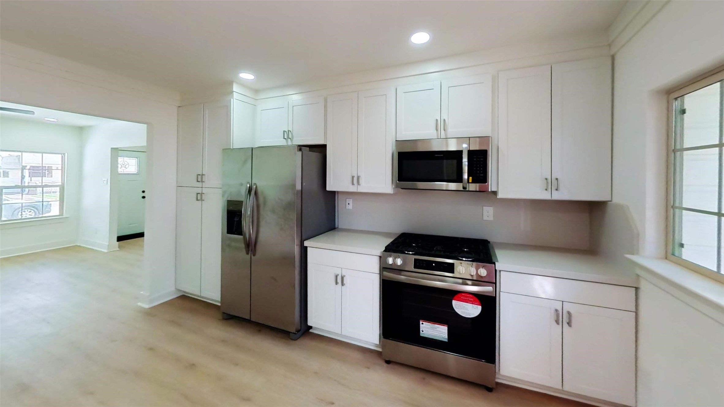 2740 Cos Street Property Photo 9