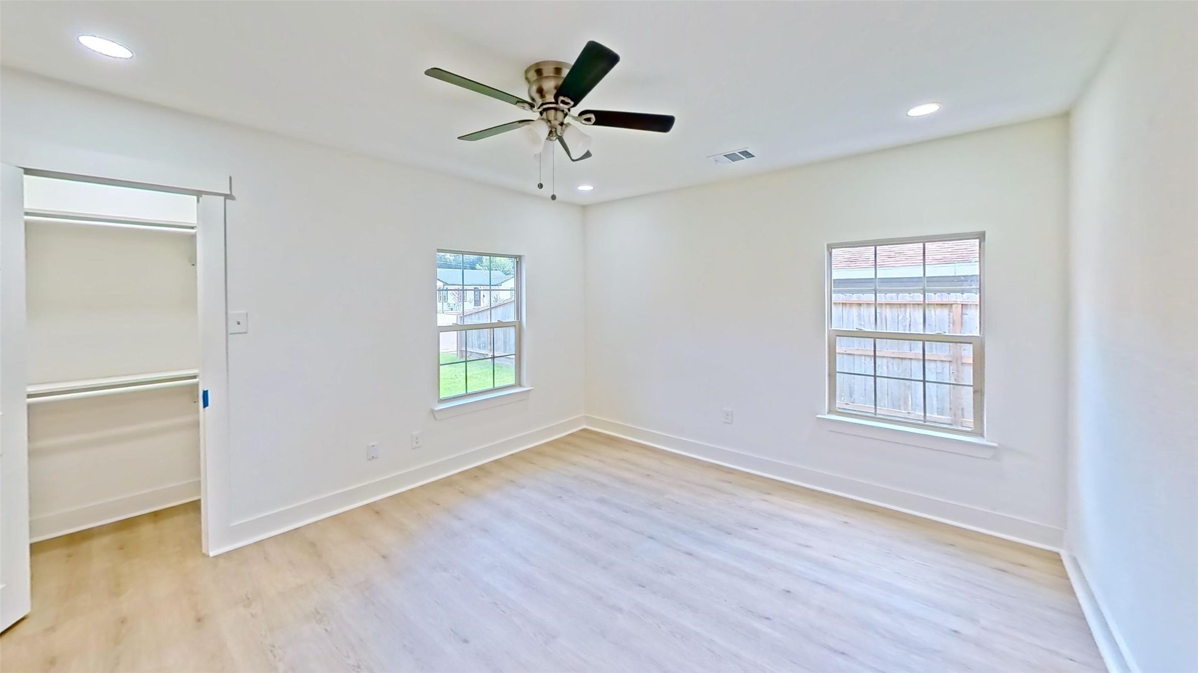 2740 Cos Street Property Photo 14