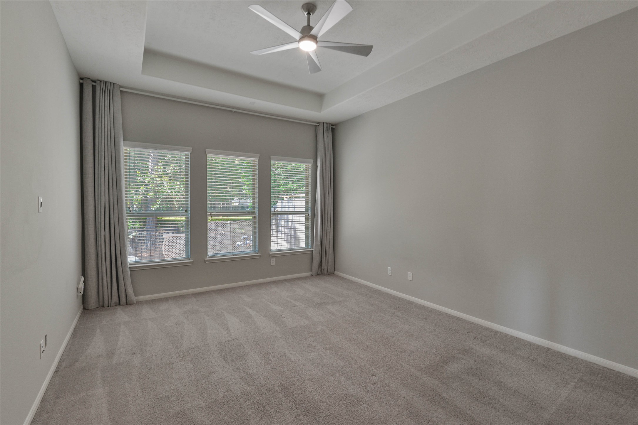 12218 Valley Lodge Parkway Property Photo 18