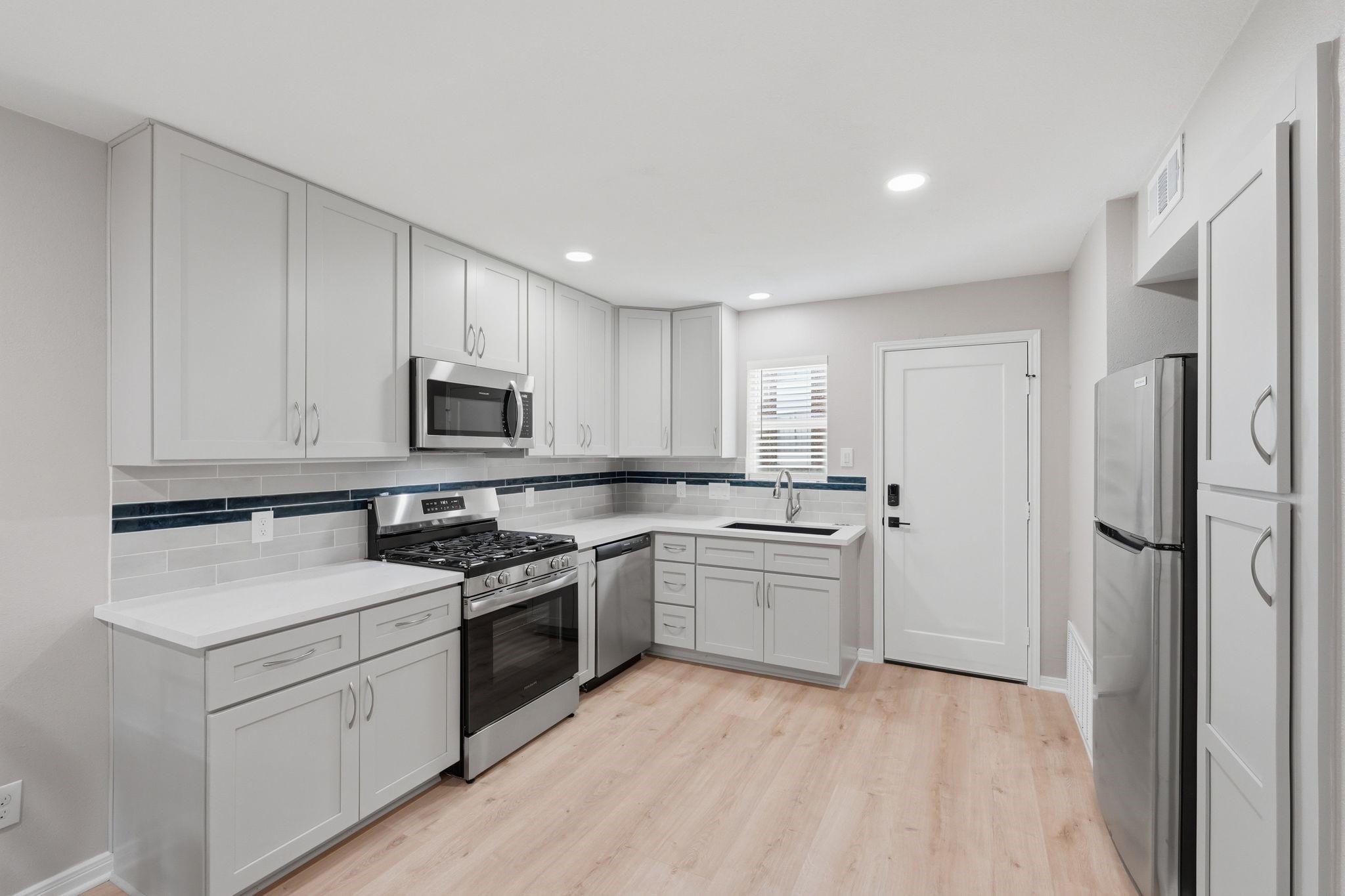 1919 20th Street Property Photo 14