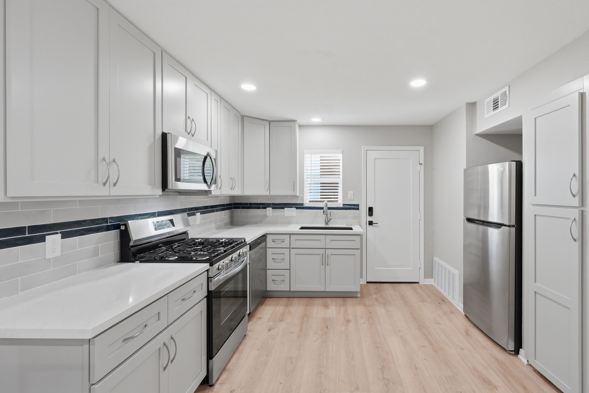 1919 20th Street Property Photo 15