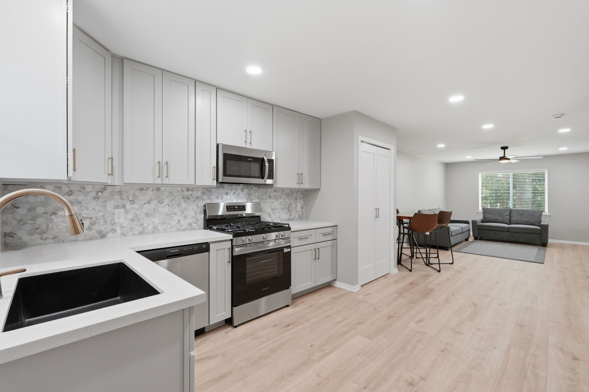 1919 20th Street Property Photo 32