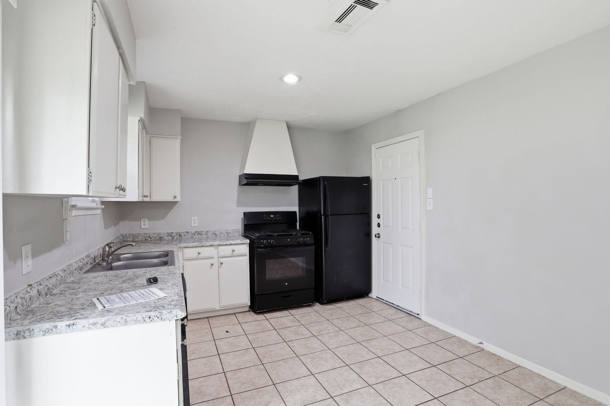 12614 Chiswick Road Property Photo 15